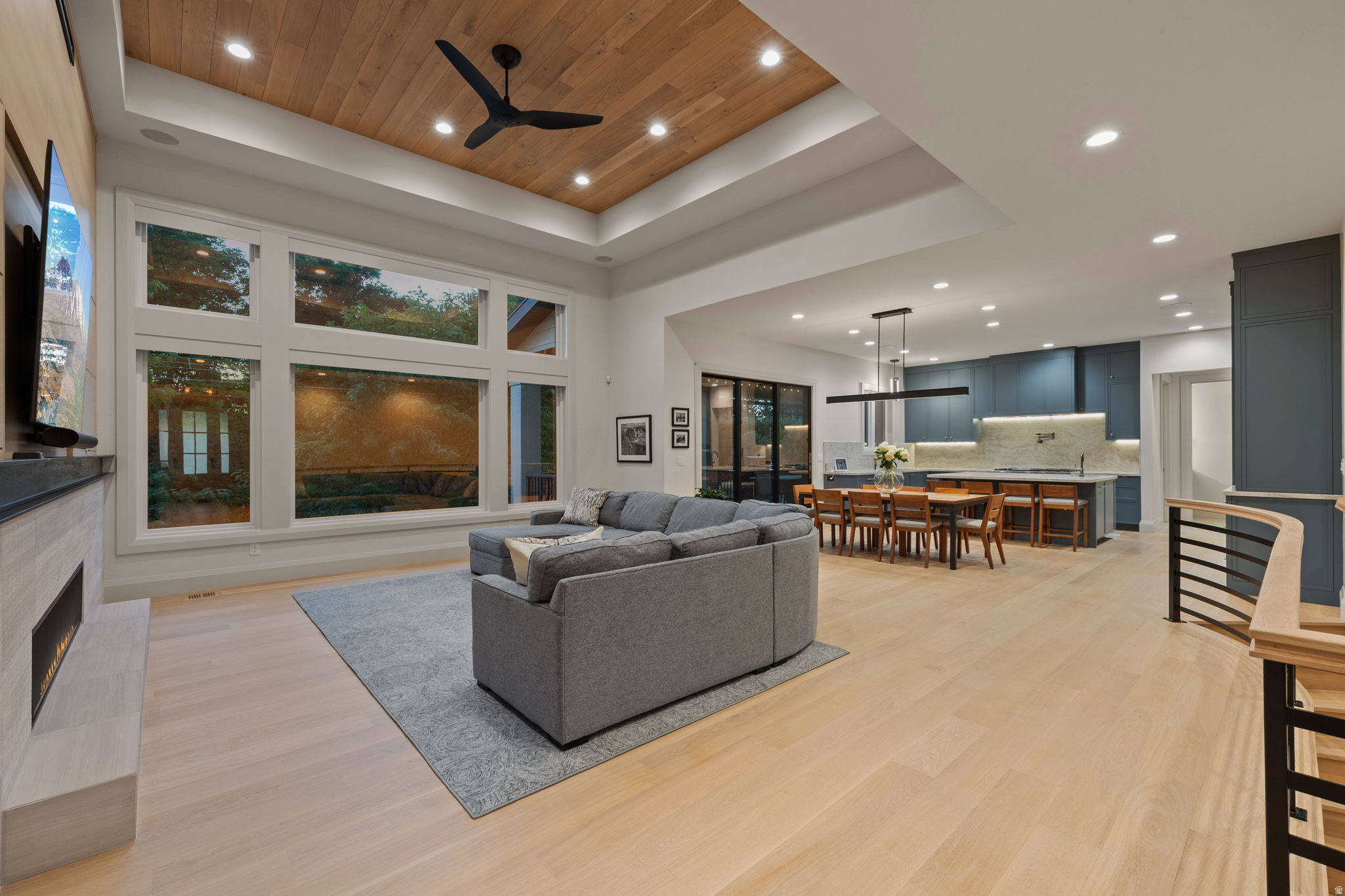 LAKEWOOD - Residential