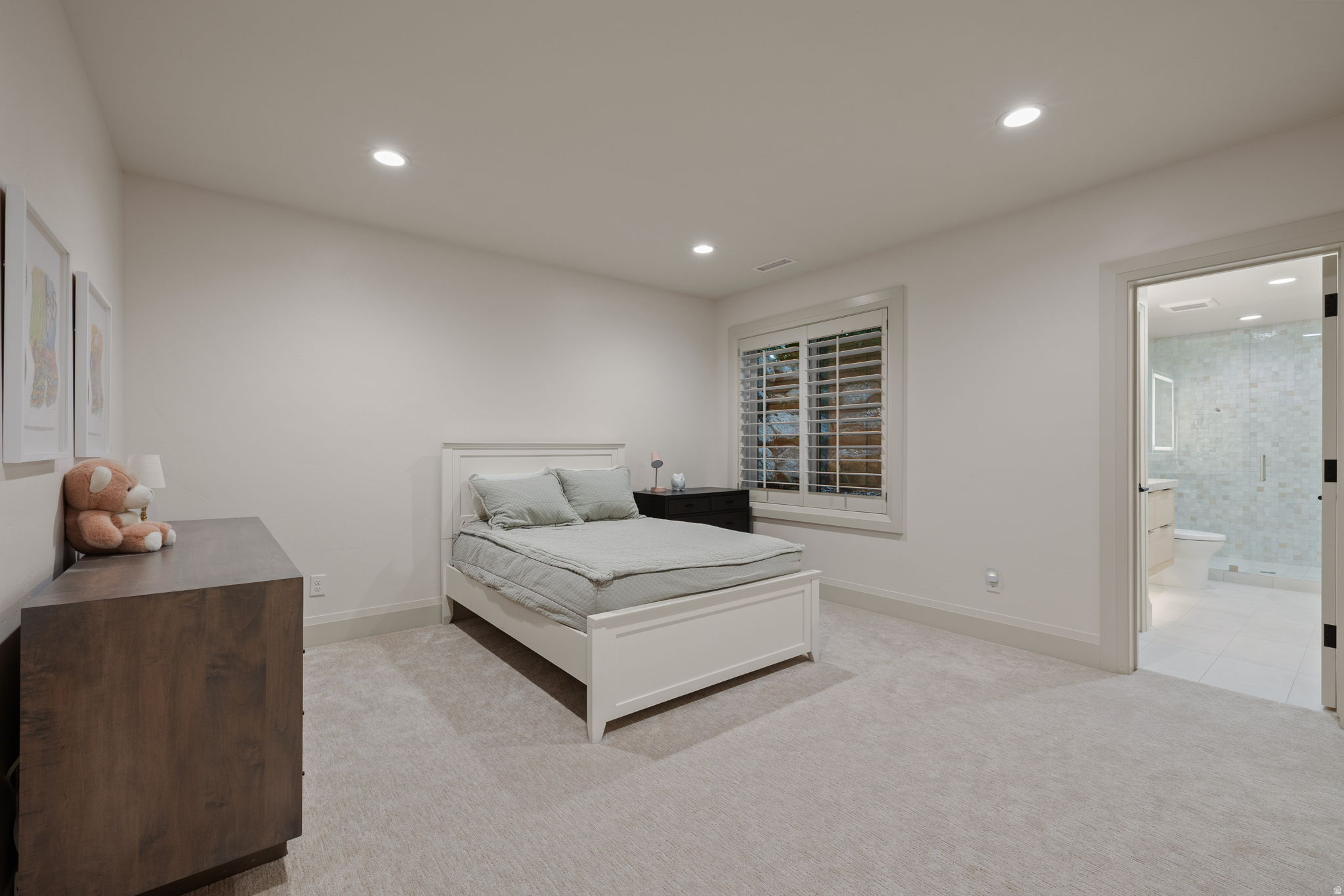 LAKEWOOD - Residential
