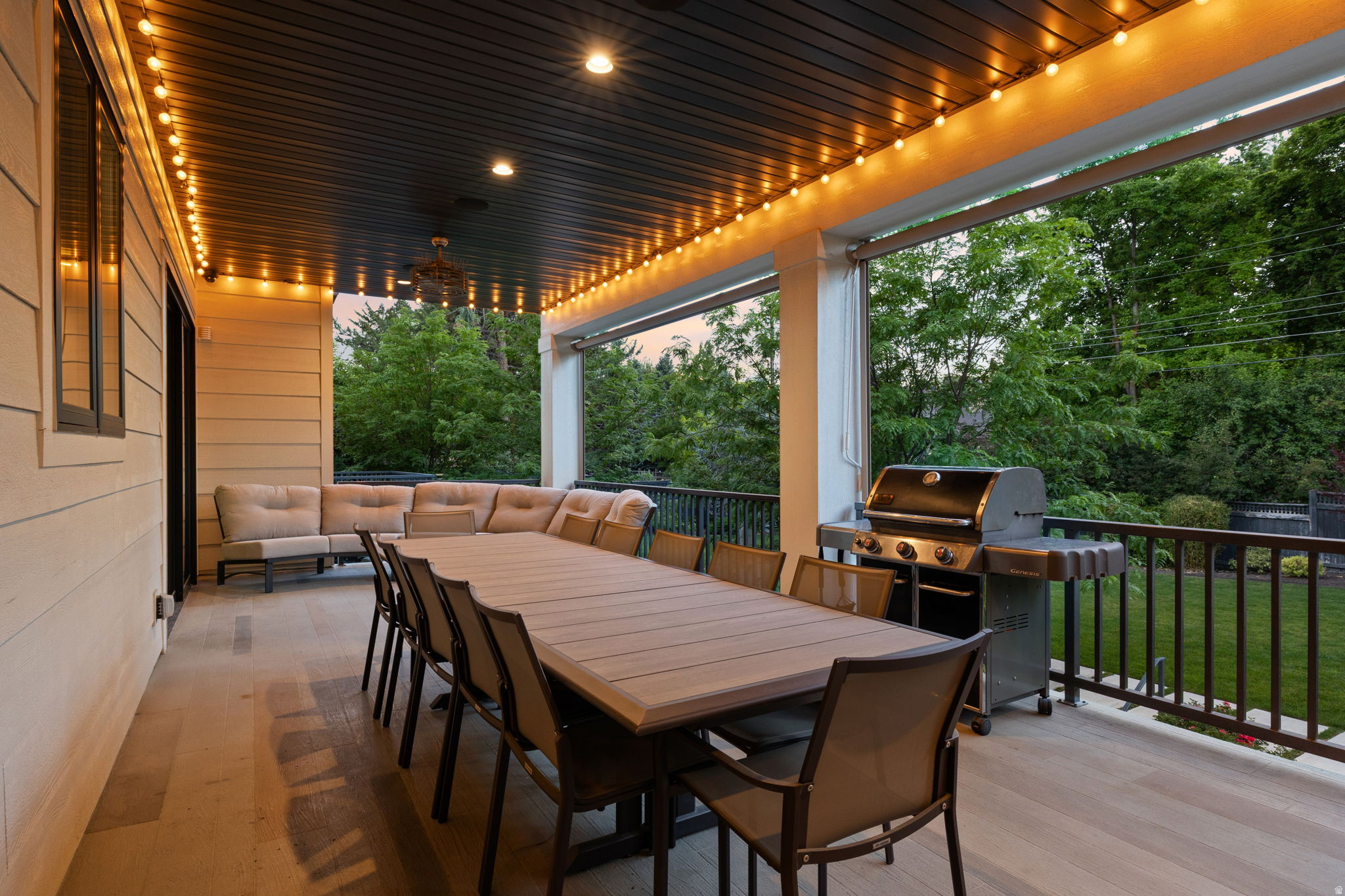 LAKEWOOD - Residential