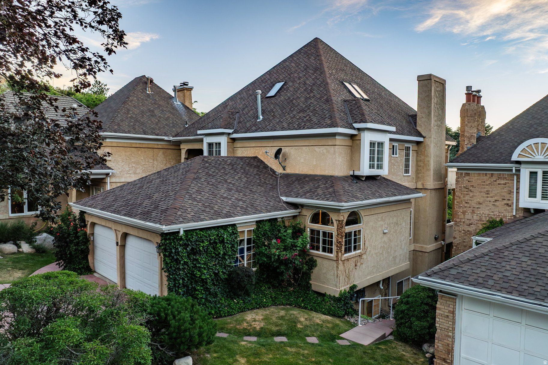 LA MONTAGNE - Residential