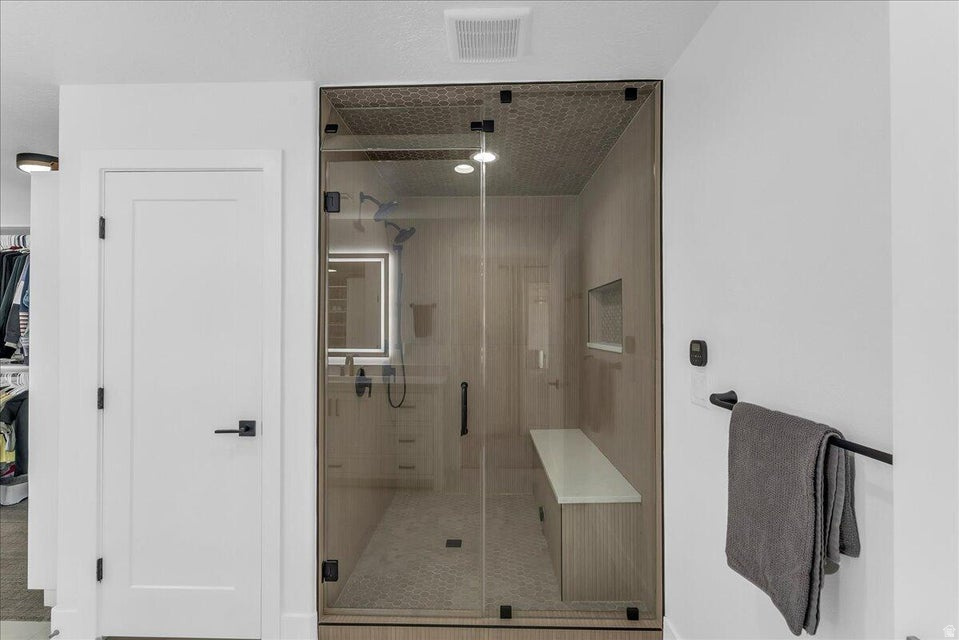 ST JAMES PLACE 2 - Residential