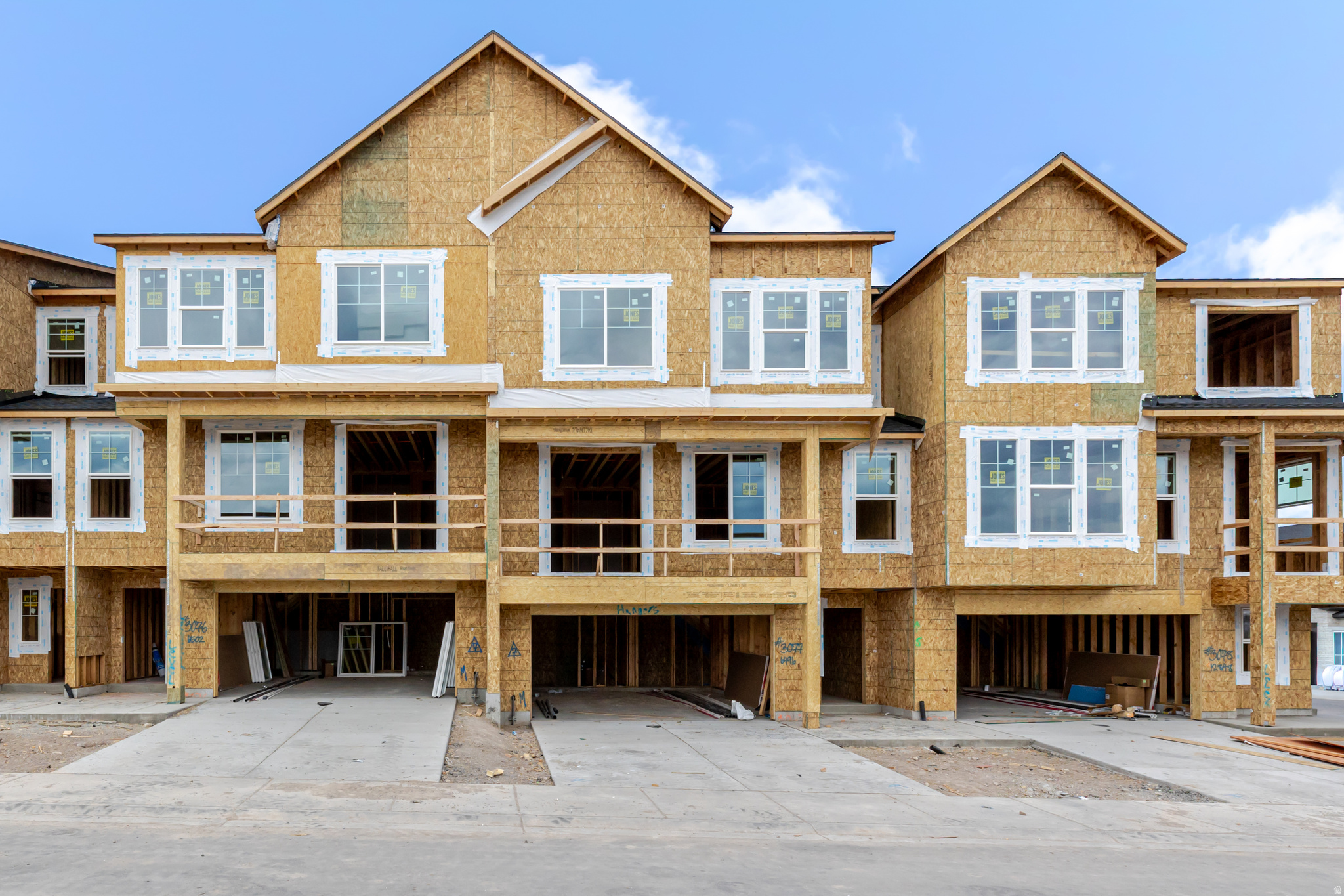 Experience the comfort and convenience of your new townhome! Enjoy multi-level living with a spacious two-car garage, all while spending less time on upkeep compared to a traditional single-family home. This prime location offers easy access to JL Sorenson Rec Center, K9 Memorial Dog Park, Creek Ridge Park, Mountain View Village Shopping Center, and Mountain View Corridor. Reach out today to learn more or schedule your visit!