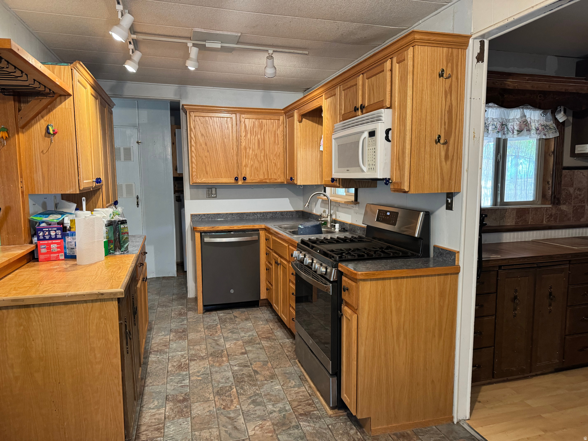 DAILEY MINOR - Residential
