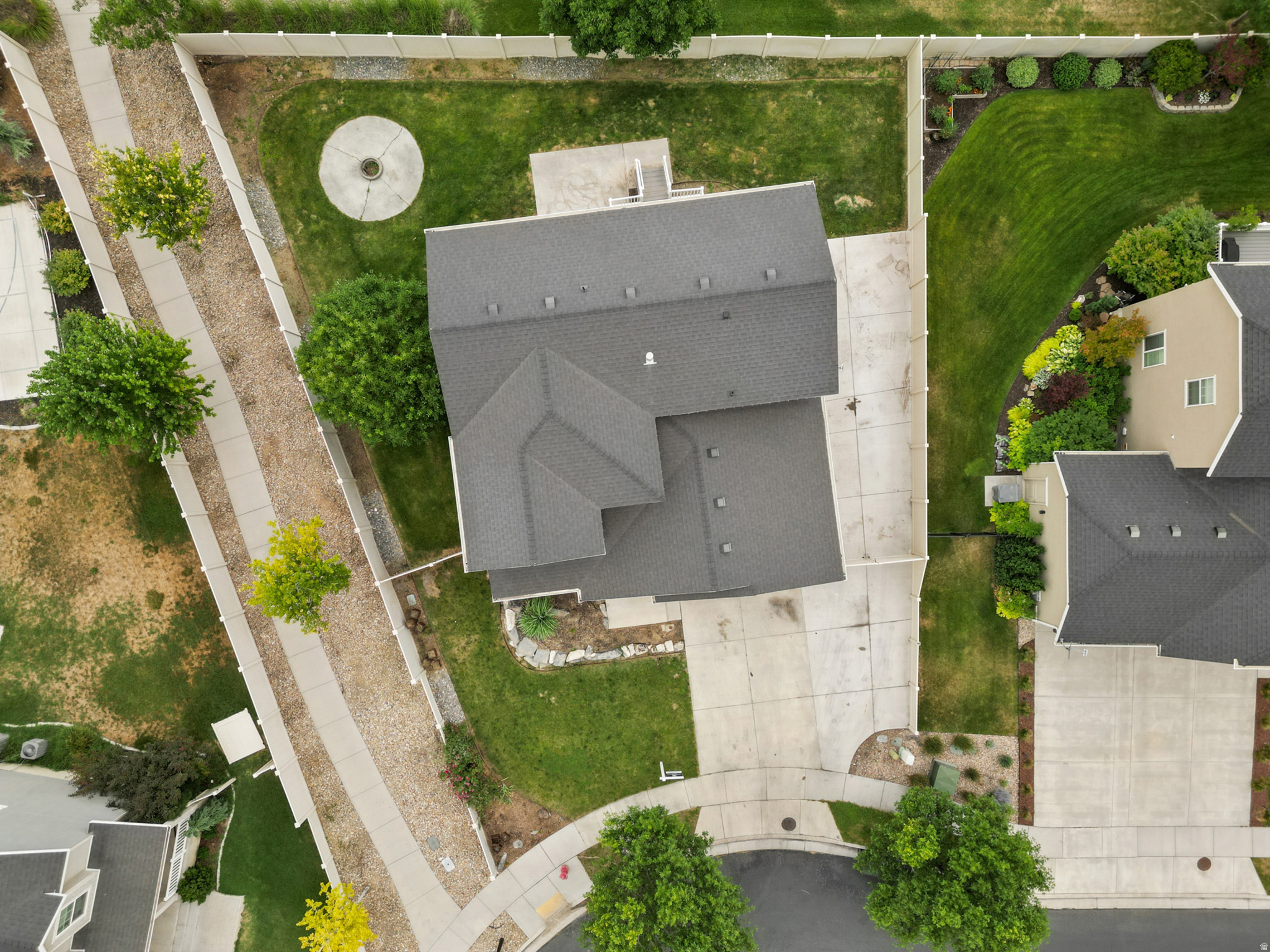 HARBOR VILLAGE - Residential