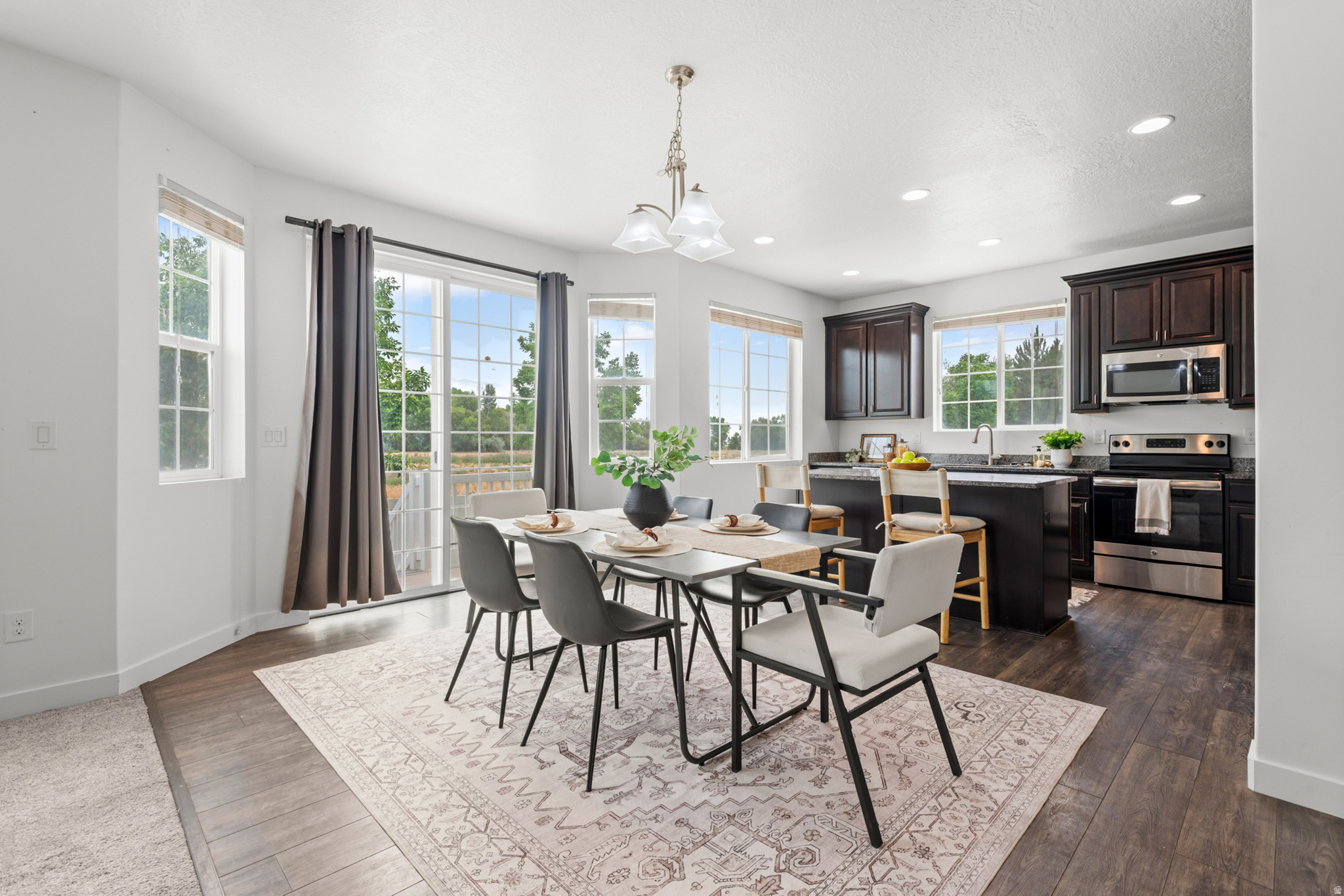 HARBOR VILLAGE - Residential