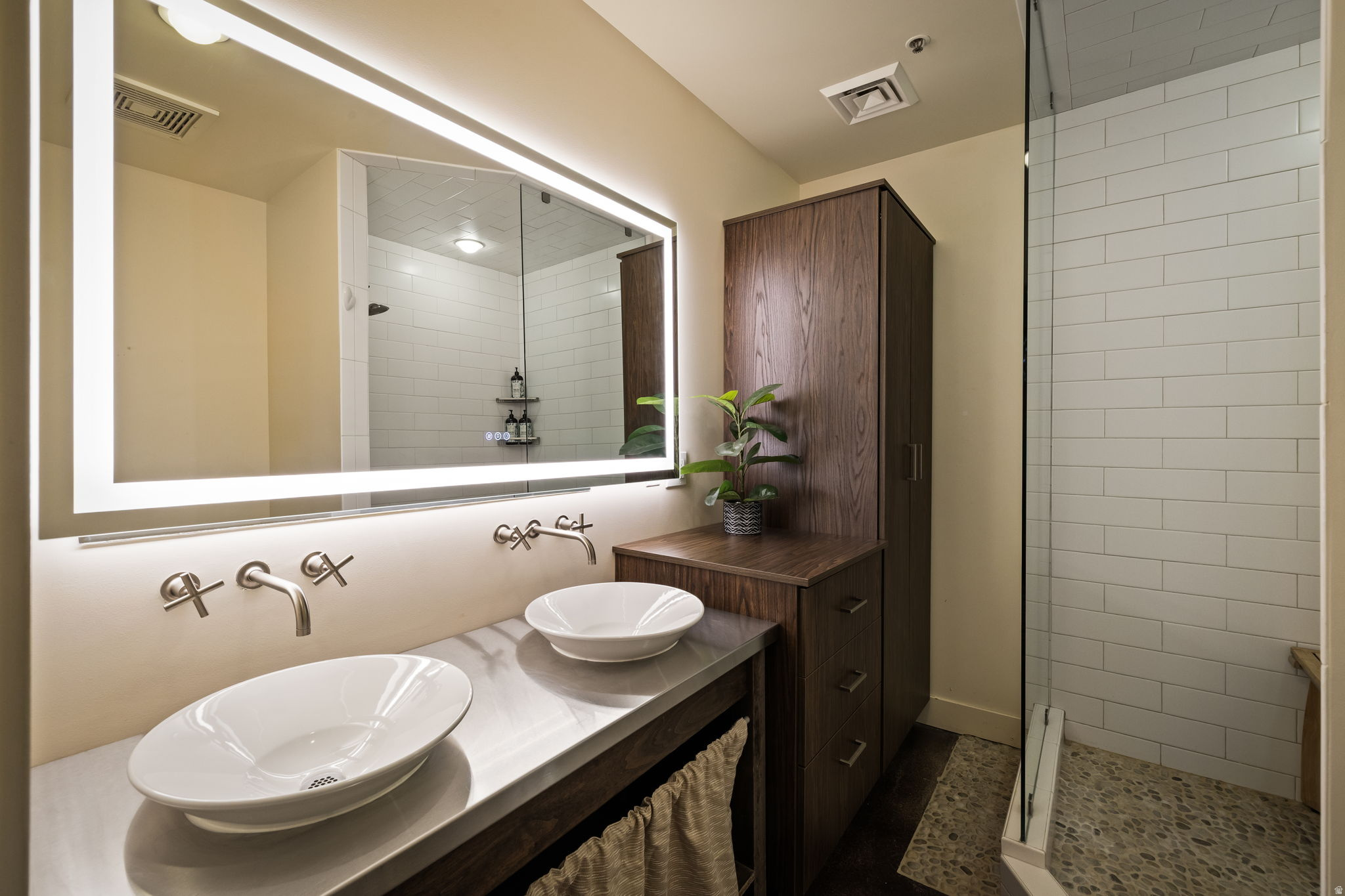 WESTGATE - Residential