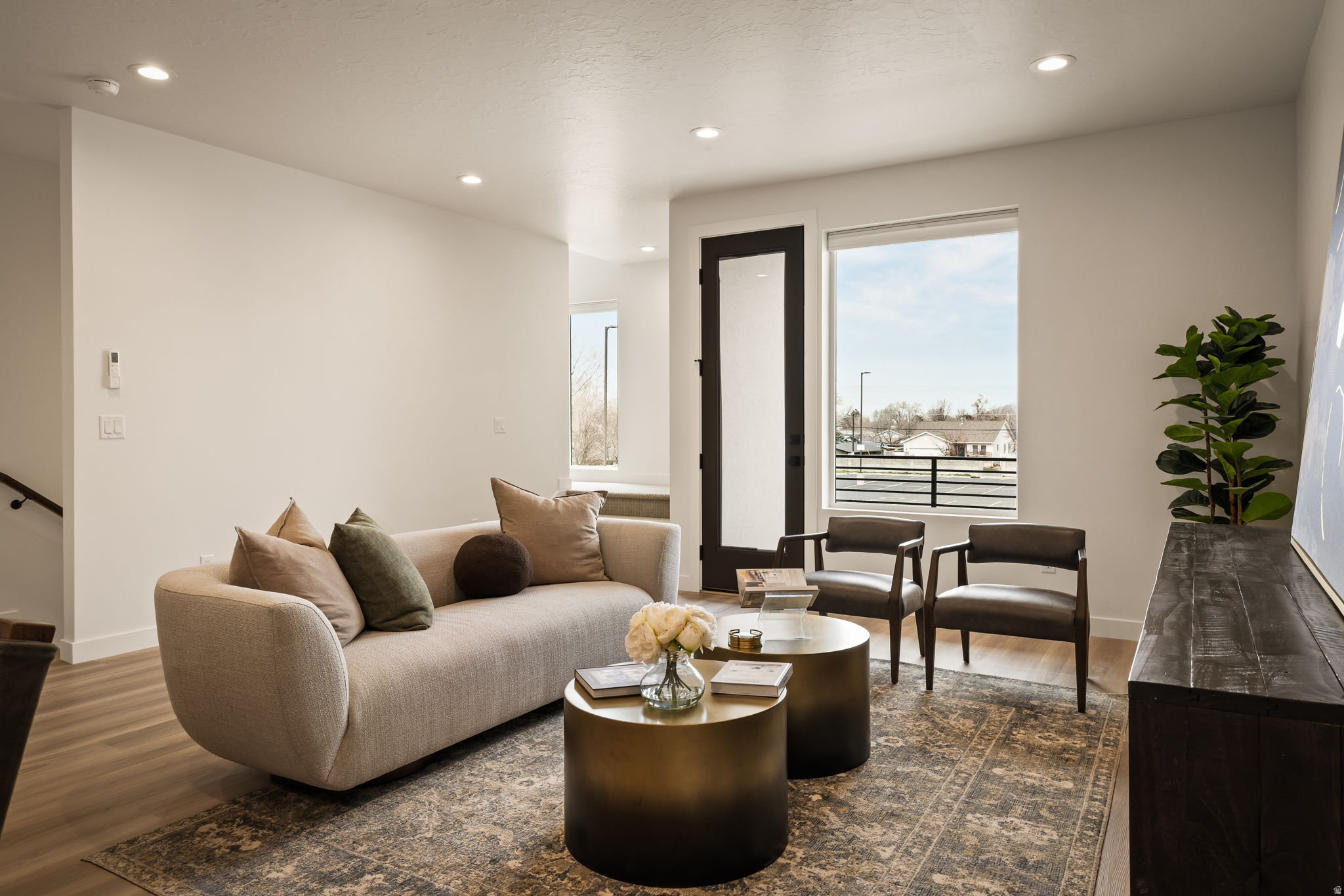THE MONROE - Residential