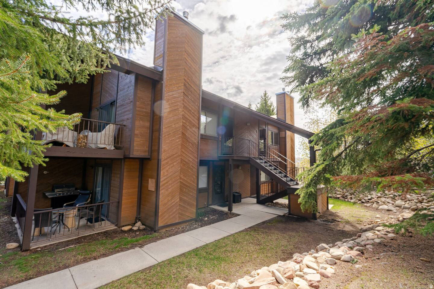 RED PINE CHALETS CONDO - Residential