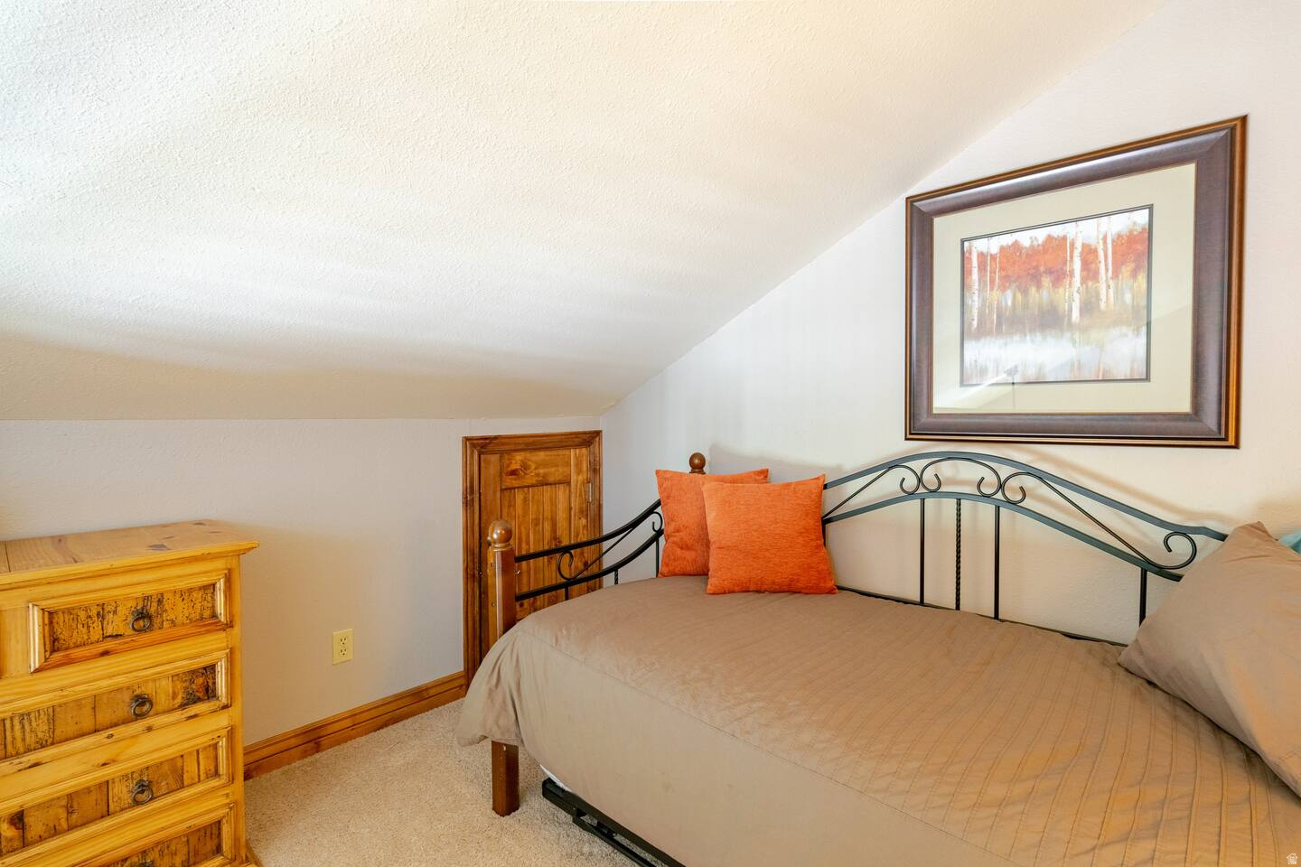 RED PINE CHALETS CONDO - Residential