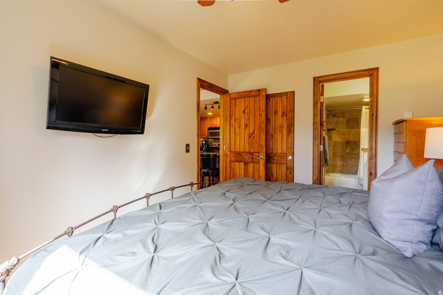 RED PINE CHALETS CONDO - Residential