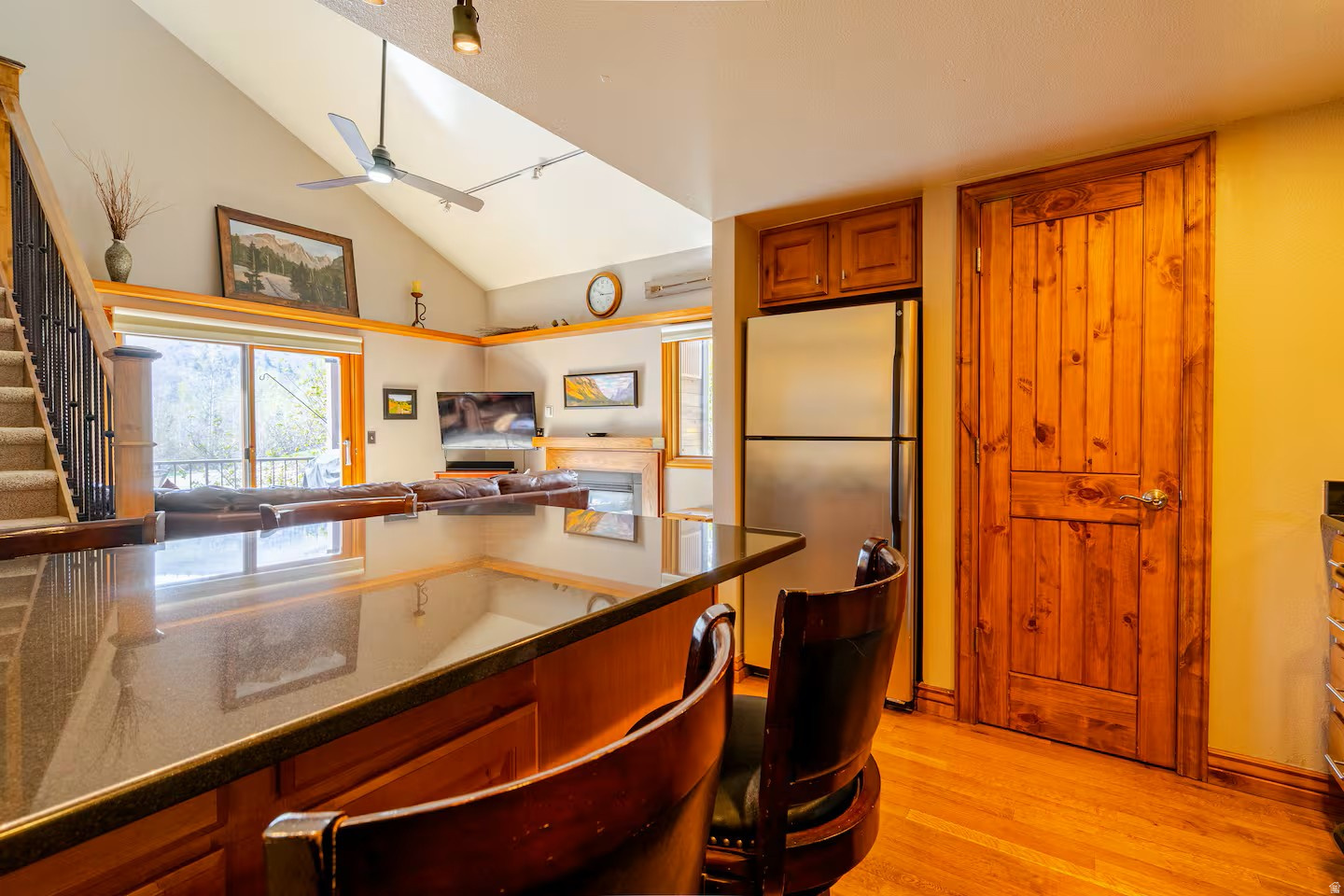 RED PINE CHALETS CONDO - Residential