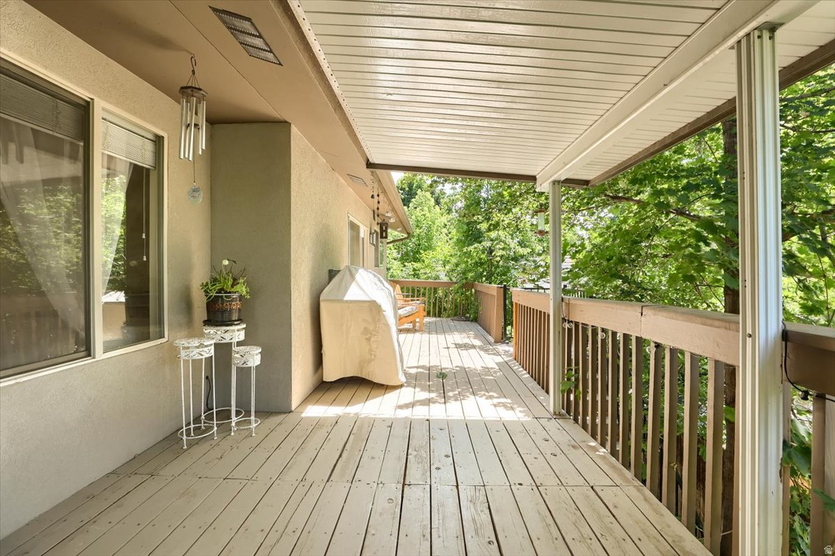 OAKBRIDGE HEIGHTS - Residential