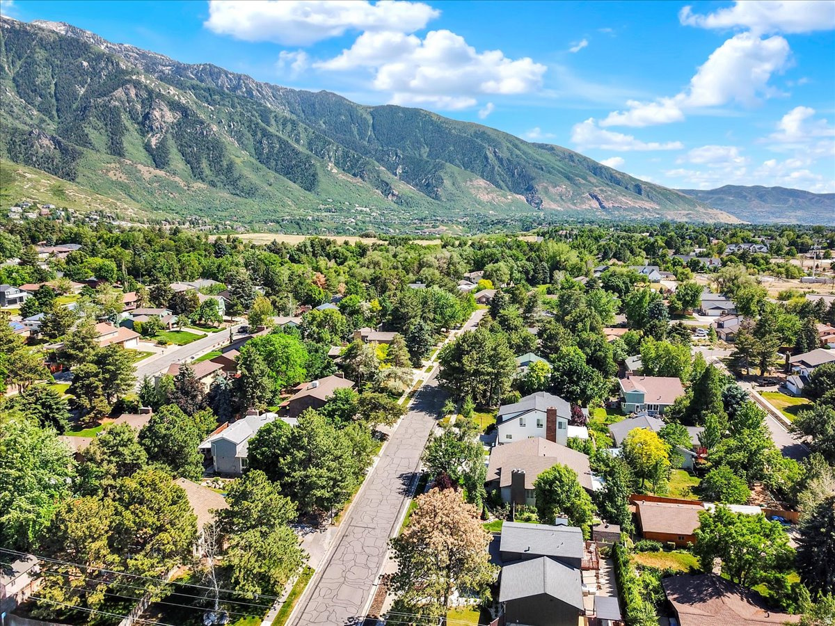 OAKBRIDGE HEIGHTS - Residential