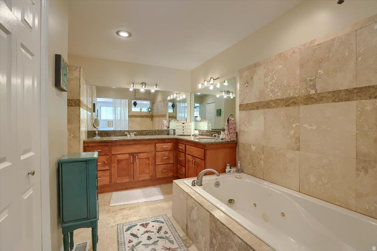 OAKBRIDGE HEIGHTS - Residential