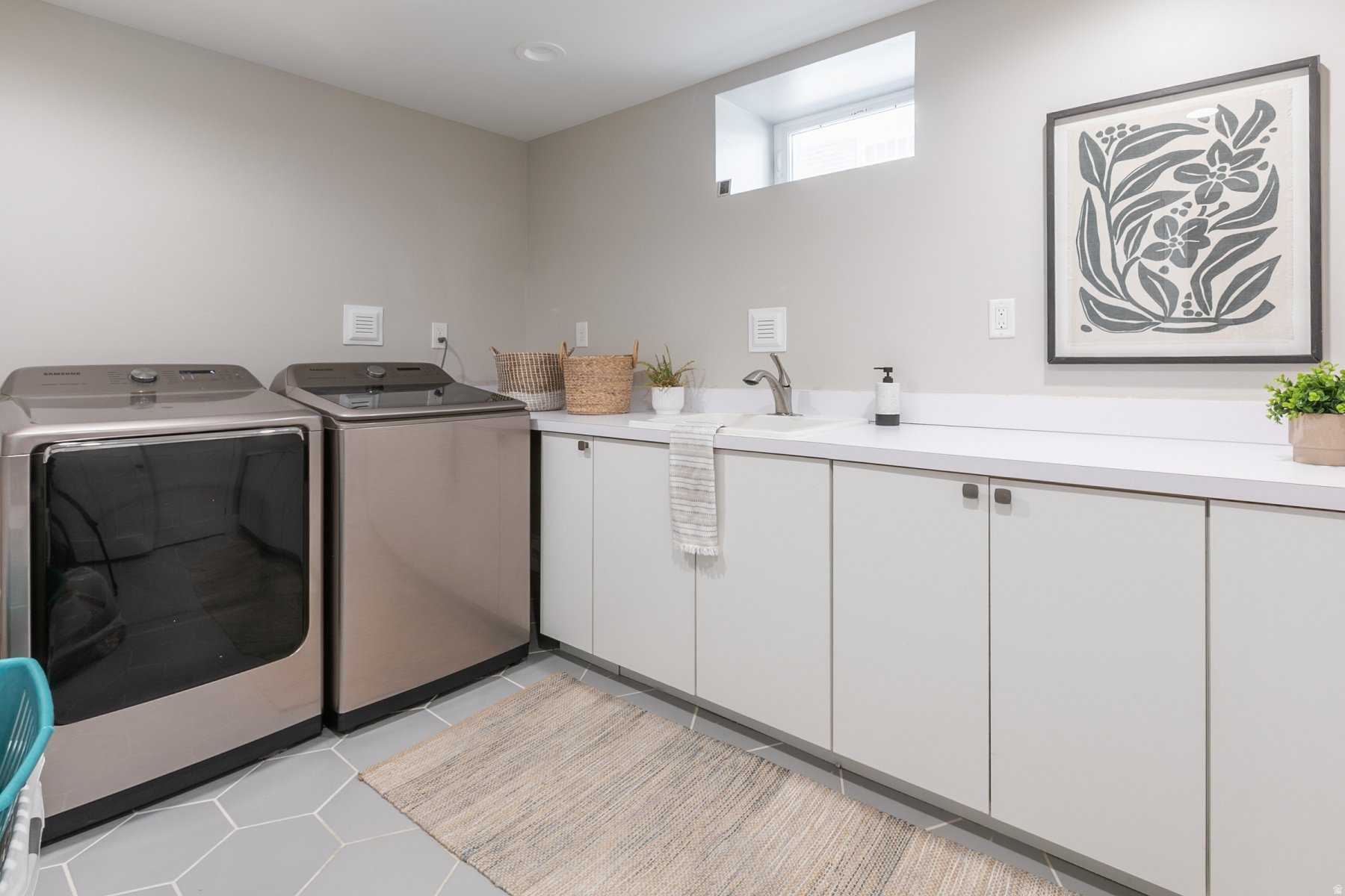 HARVARD / YALE - Residential