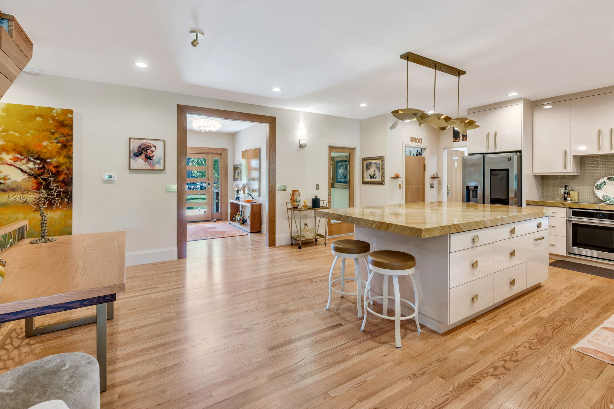 HIDDEN OAKS - Residential