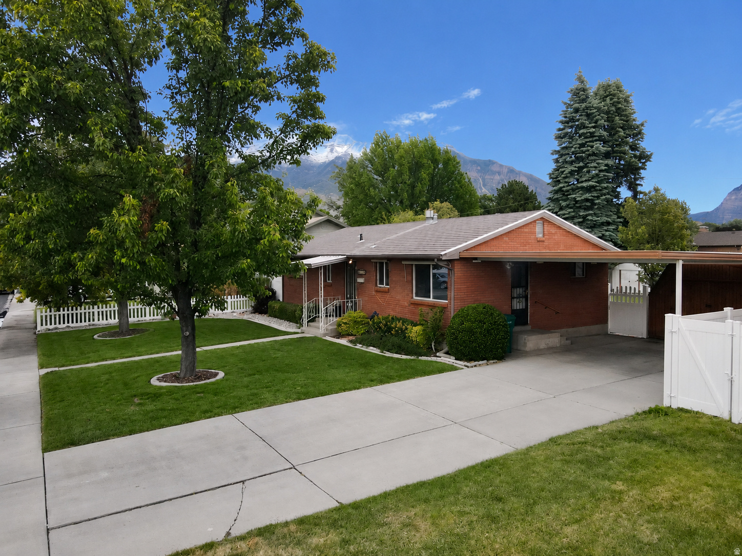 KNIGHT SUBDIVISION - Residential