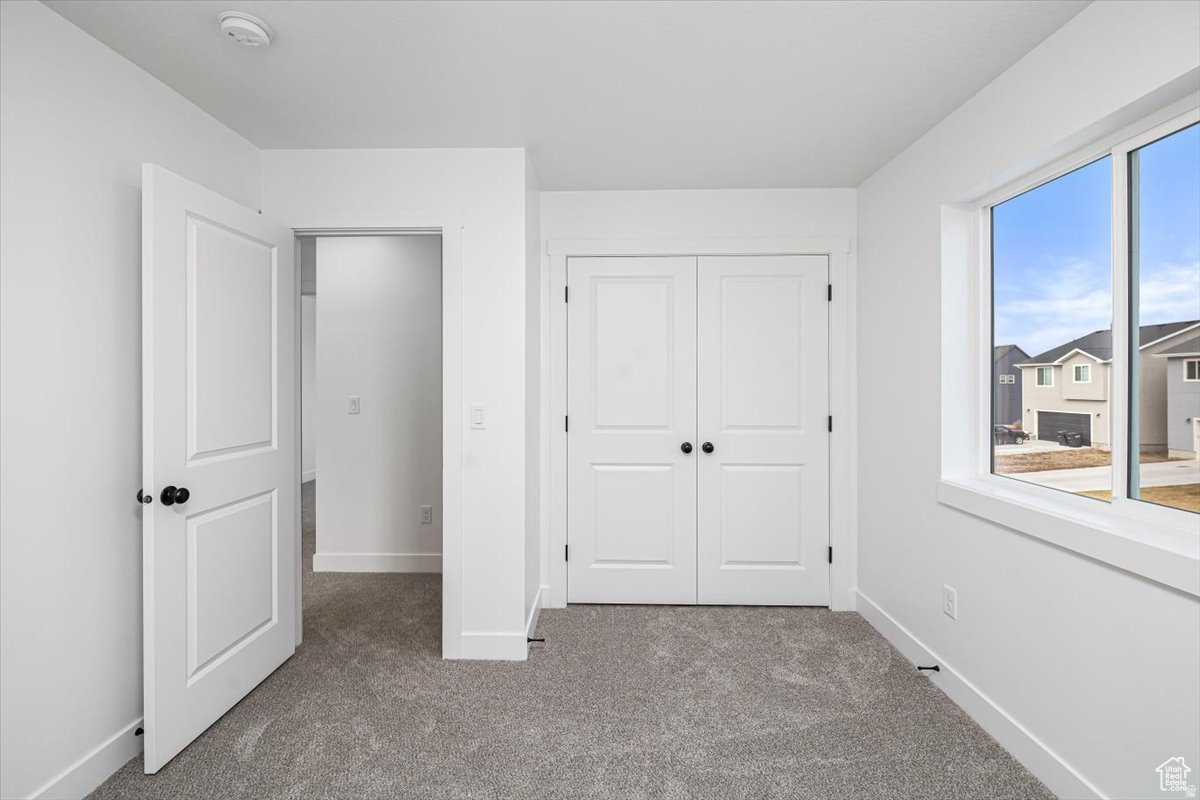 GRANITE RIDGE - Residential