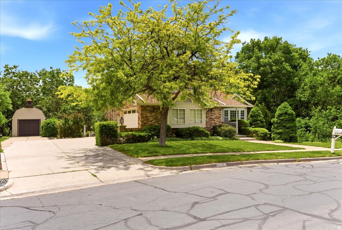 COTTONWOOD - Residential