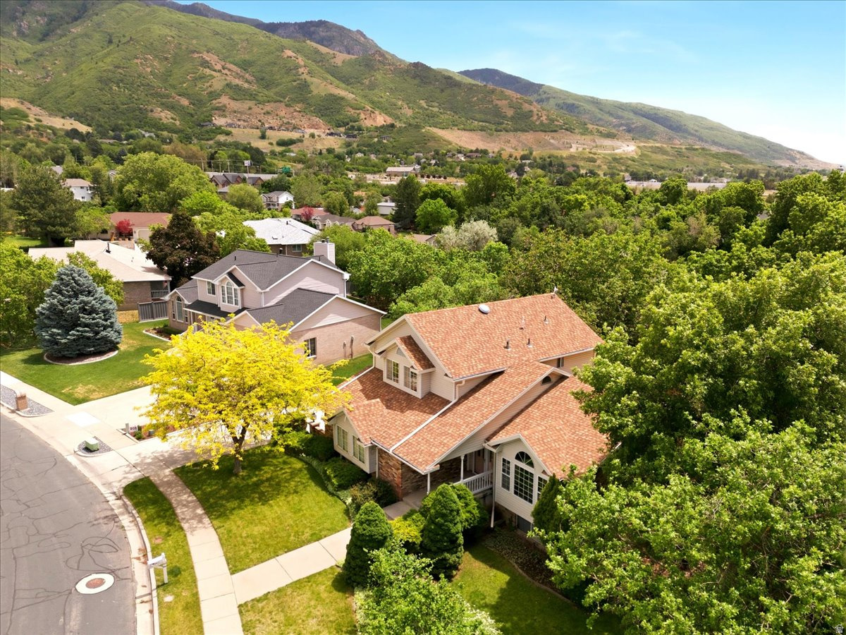 COTTONWOOD - Residential