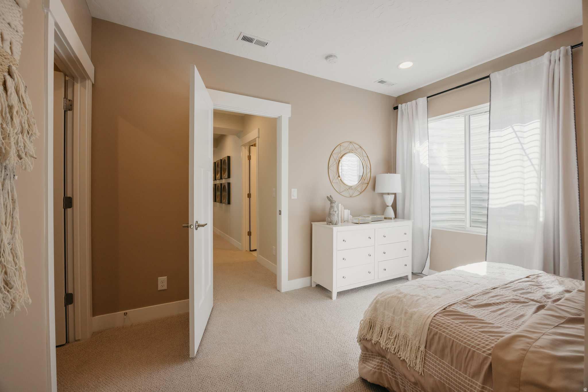 RIVERSIDE ESTATES - Residential