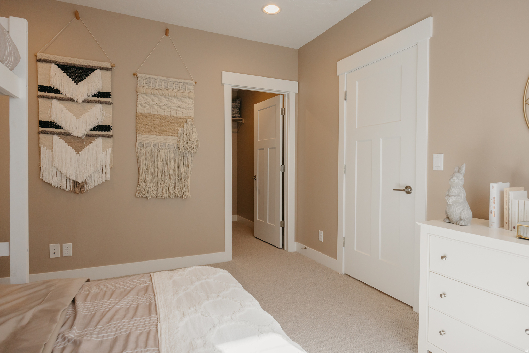 RIVERSIDE ESTATES - Residential