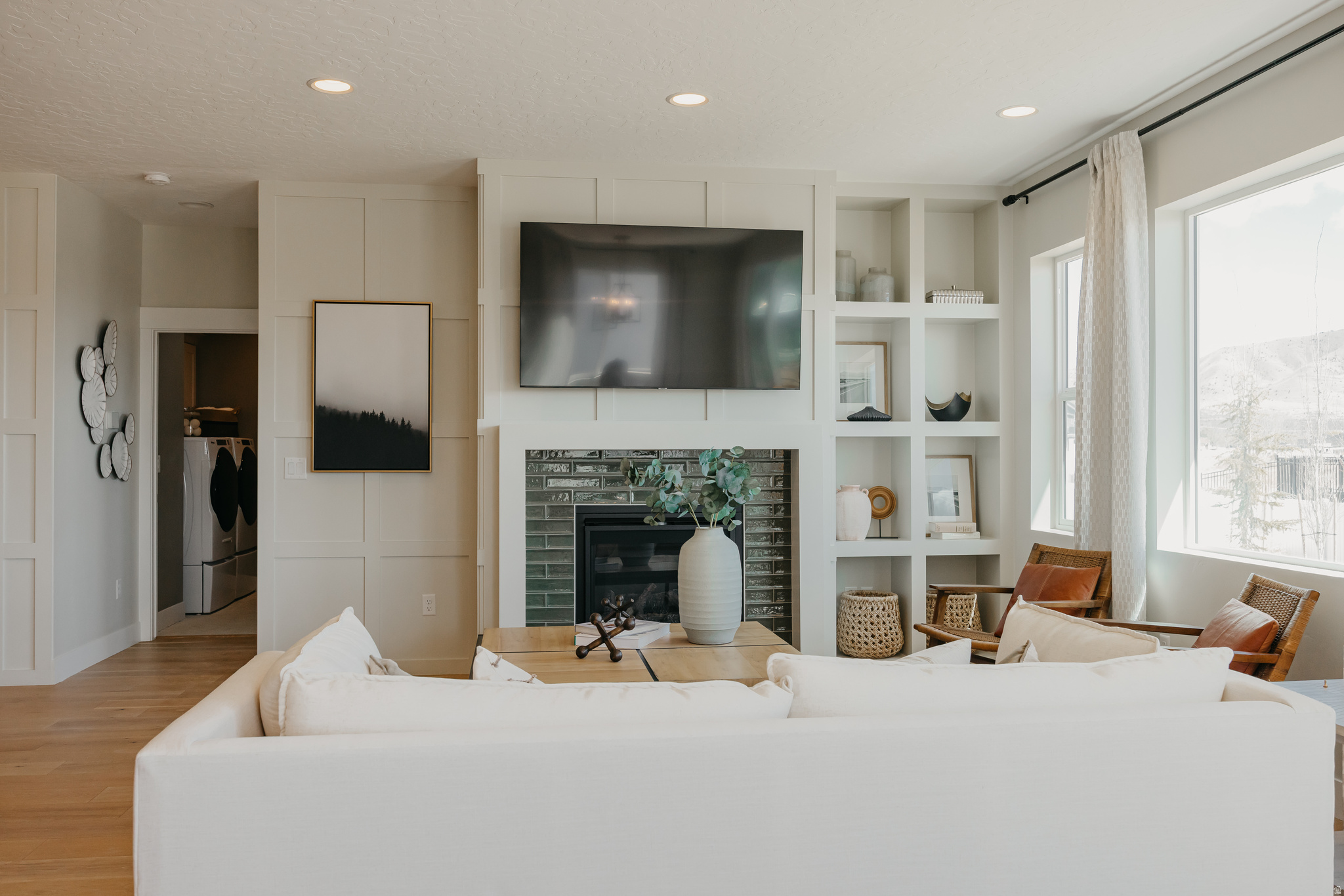 RIVERSIDE ESTATES - Residential