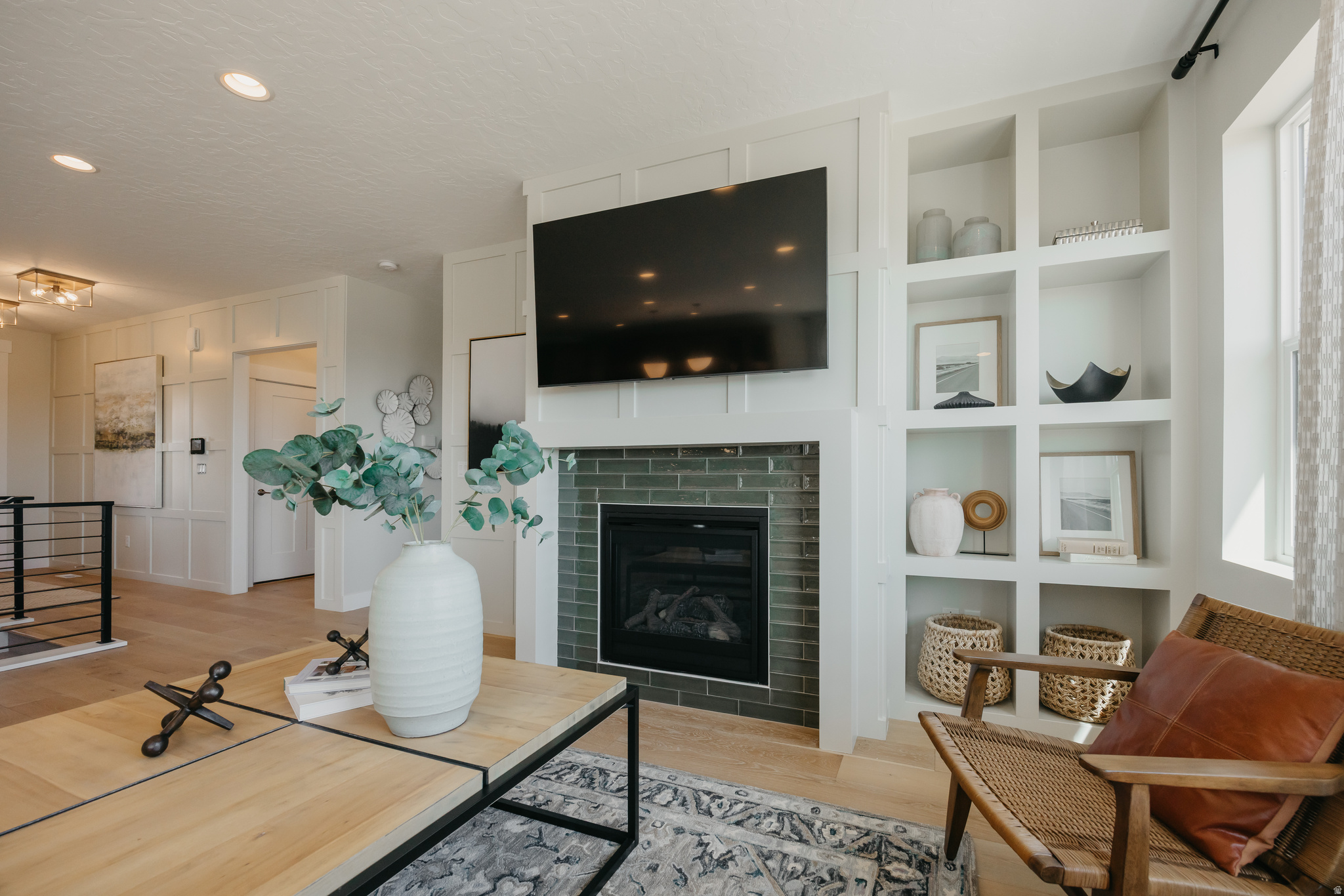 RIVERSIDE ESTATES - Residential