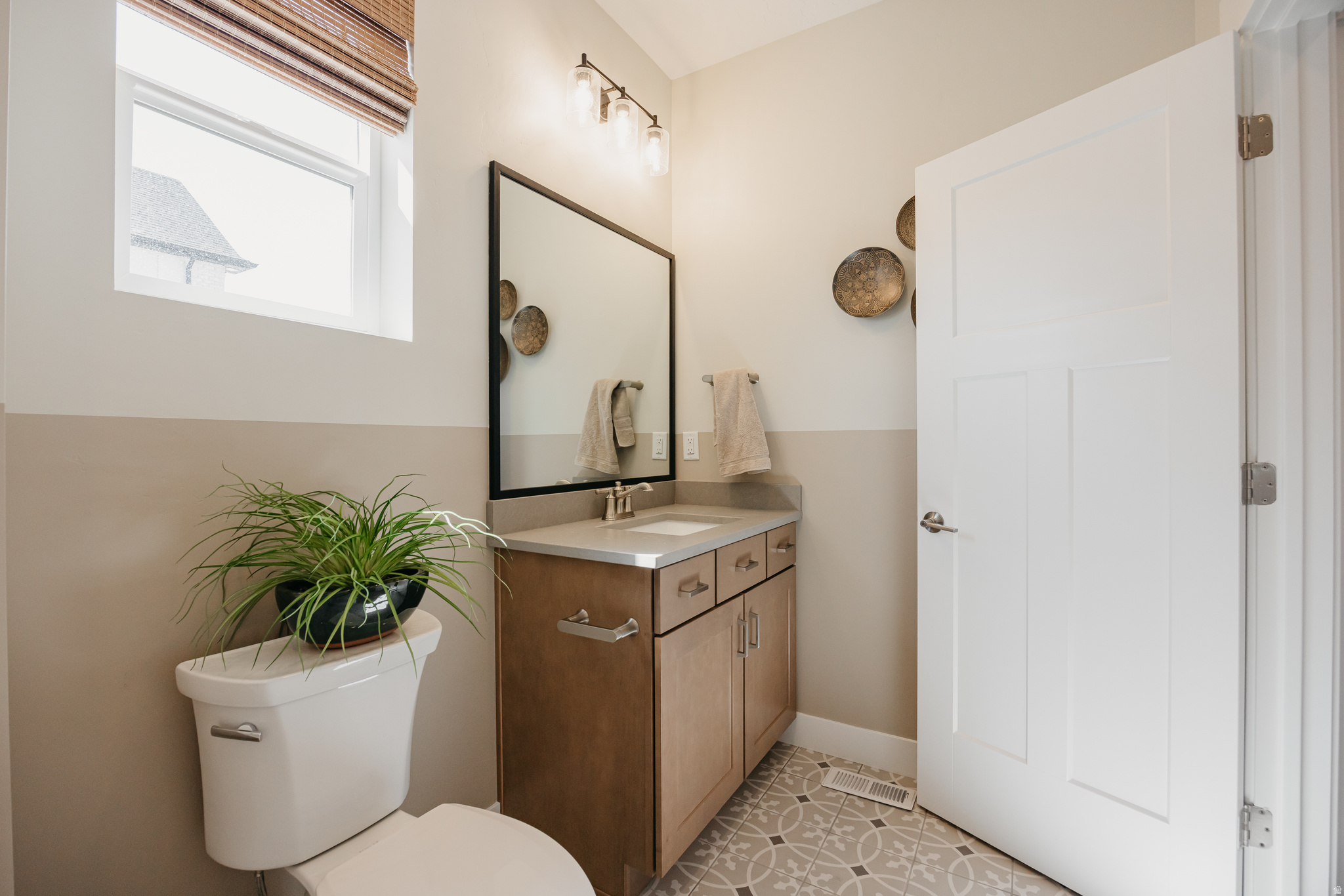 RIVERSIDE ESTATES - Residential