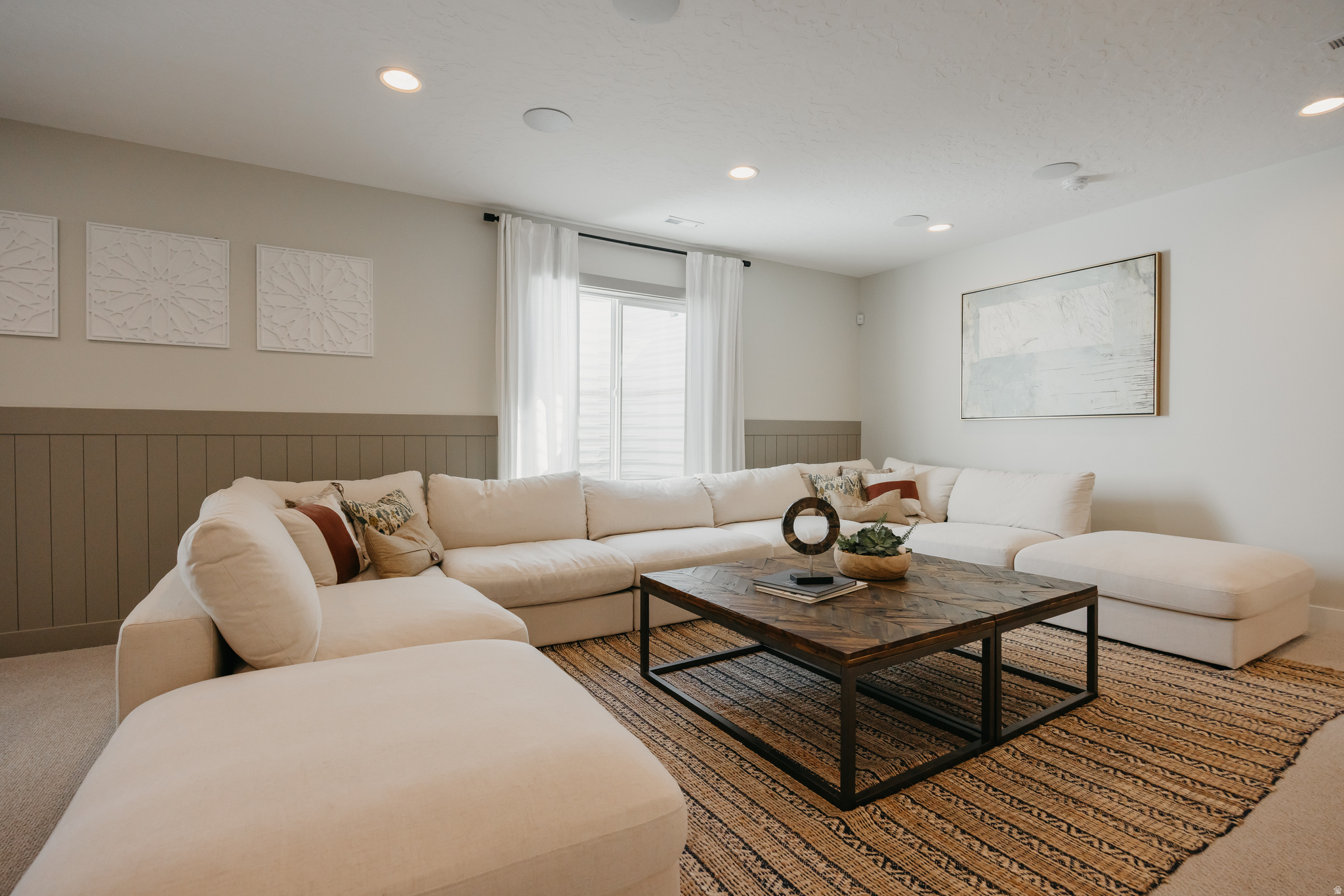 RIVERSIDE ESTATES - Residential