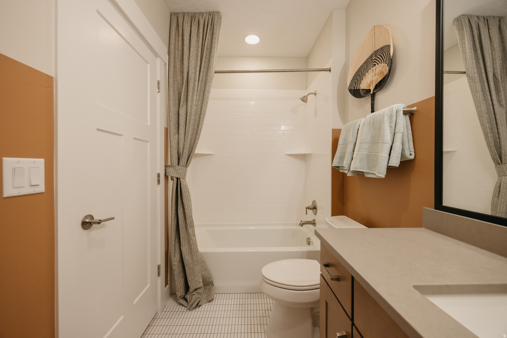 RIVERSIDE ESTATES - Residential