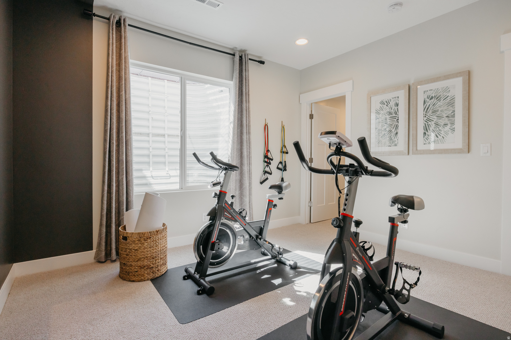 RIVERSIDE ESTATES - Residential