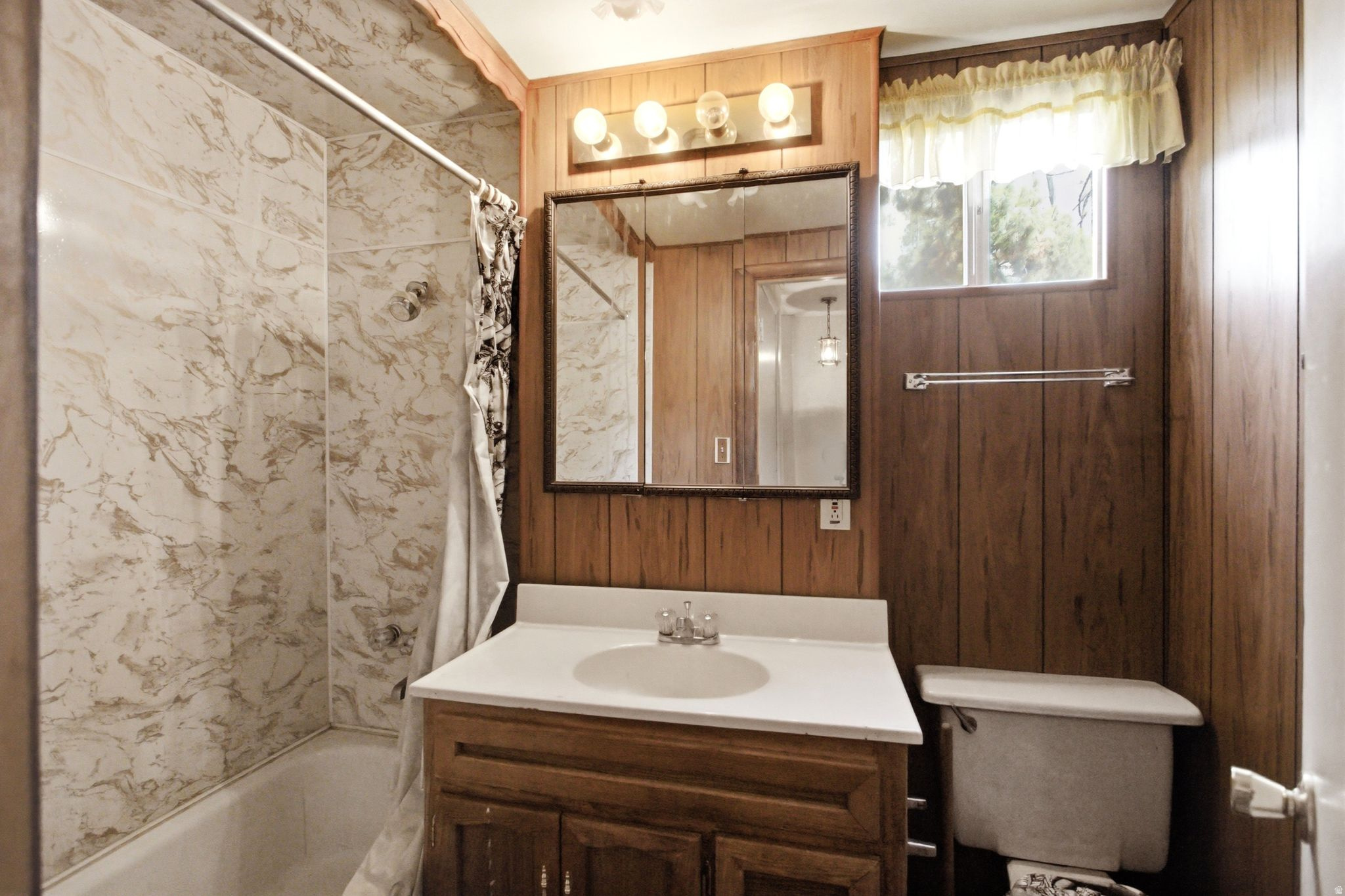 ALPINE ACRES PLAT D - Residential