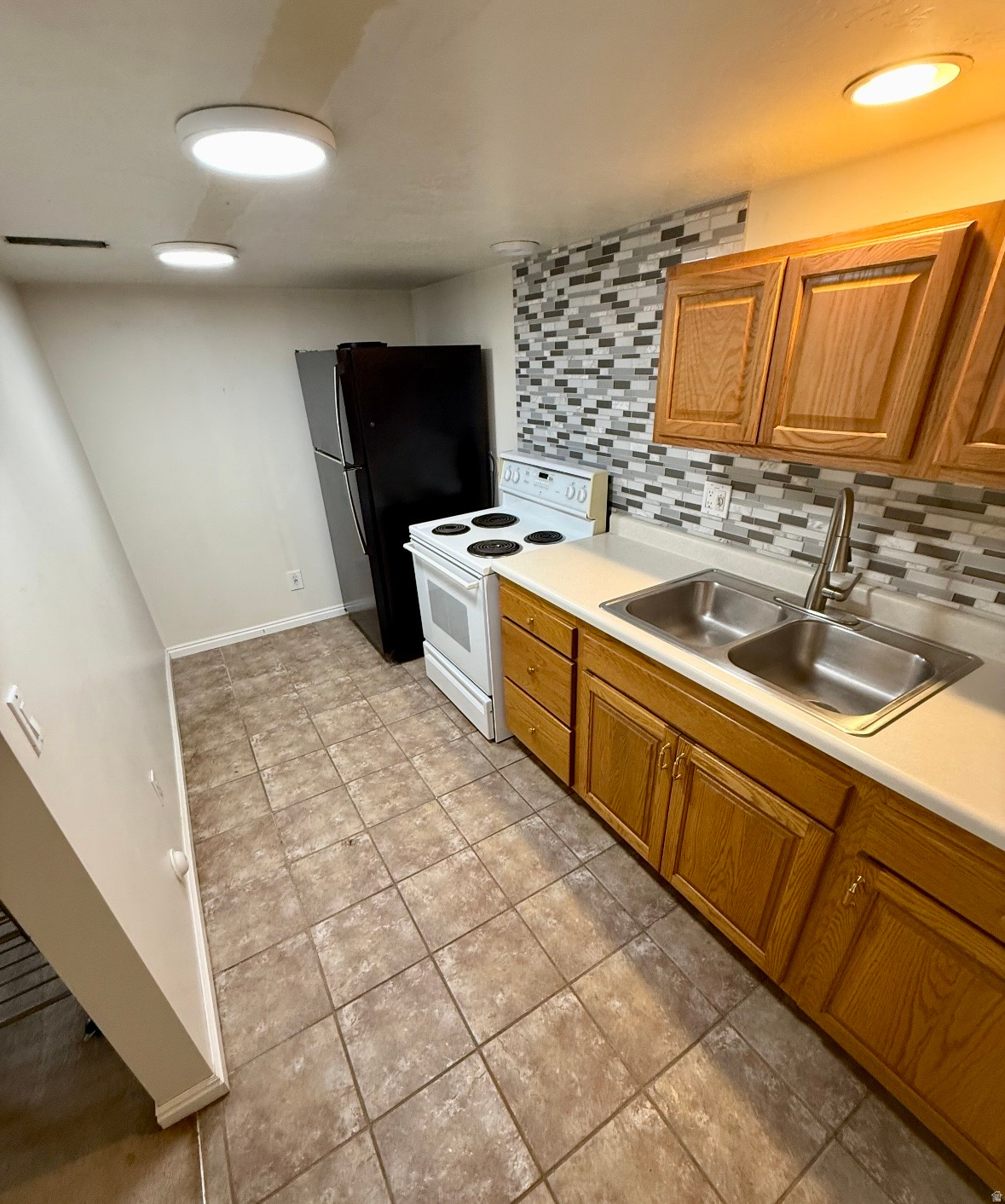 TATE - Residential Lease