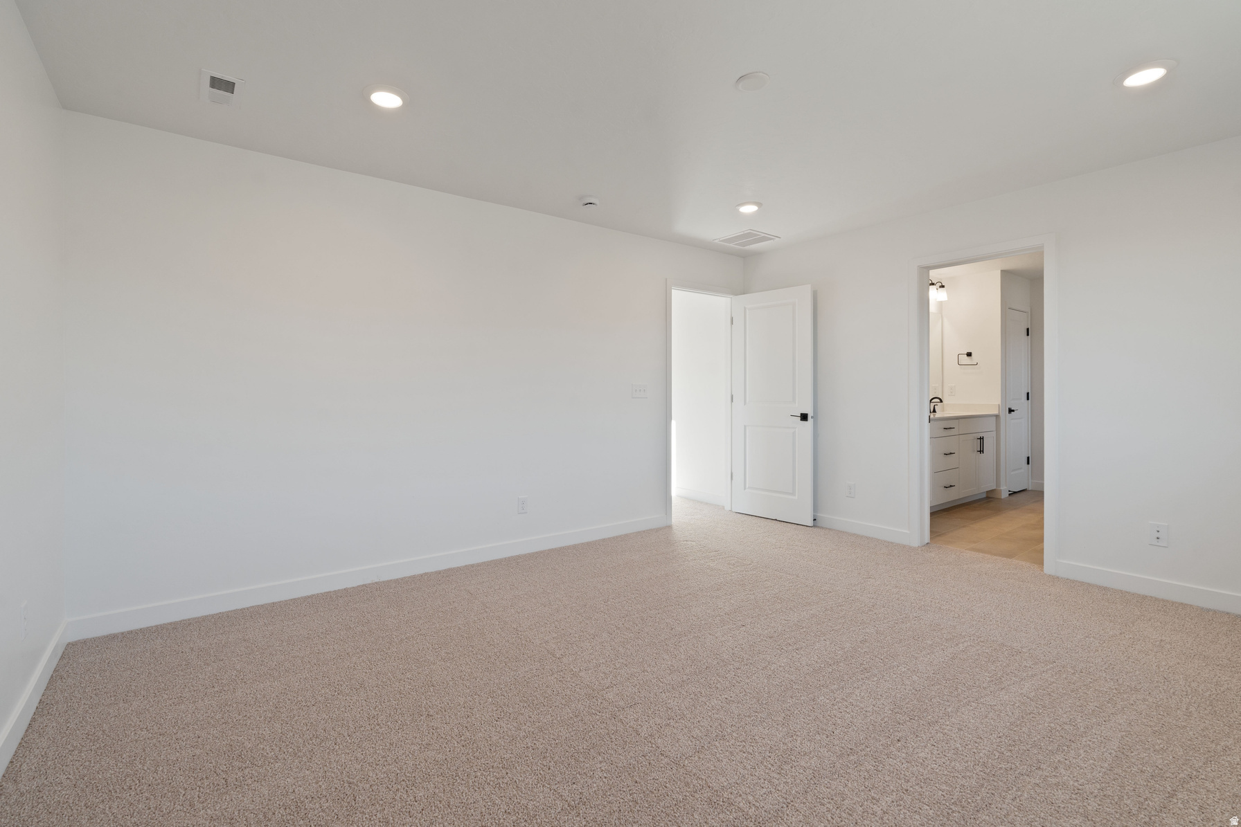 PONY EXPRESS ESTATES - Residential