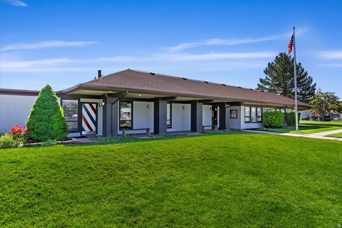 MOUNTAIN VIEW MOBILE HOME PARK - Residential