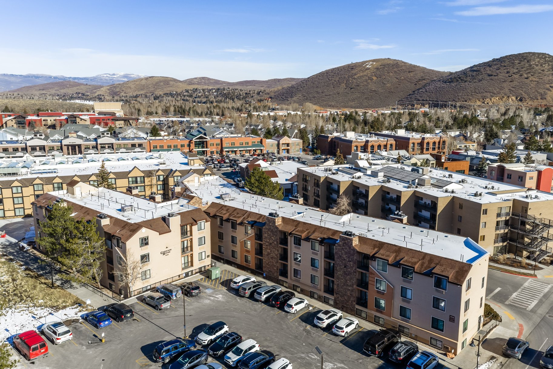 CARRIAGE HOUSE CONDOMINIUMS - Residential