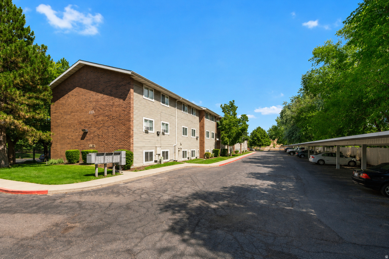 PARK WILLIOW - Residential