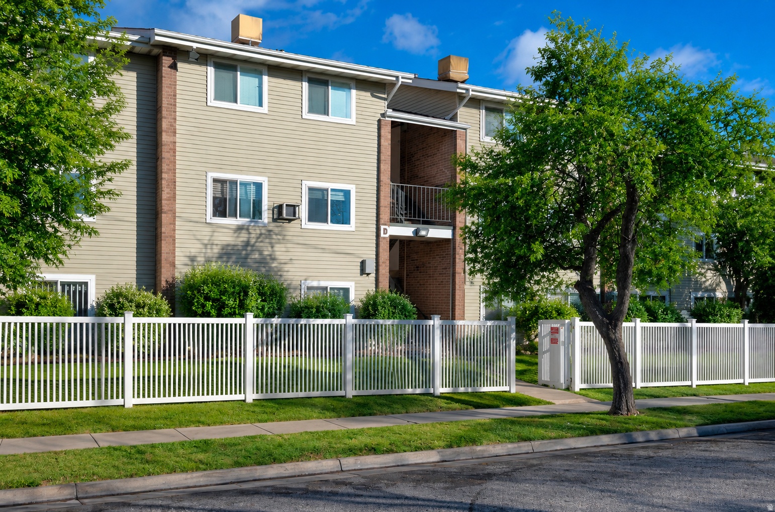PARK WILLIOW - Residential