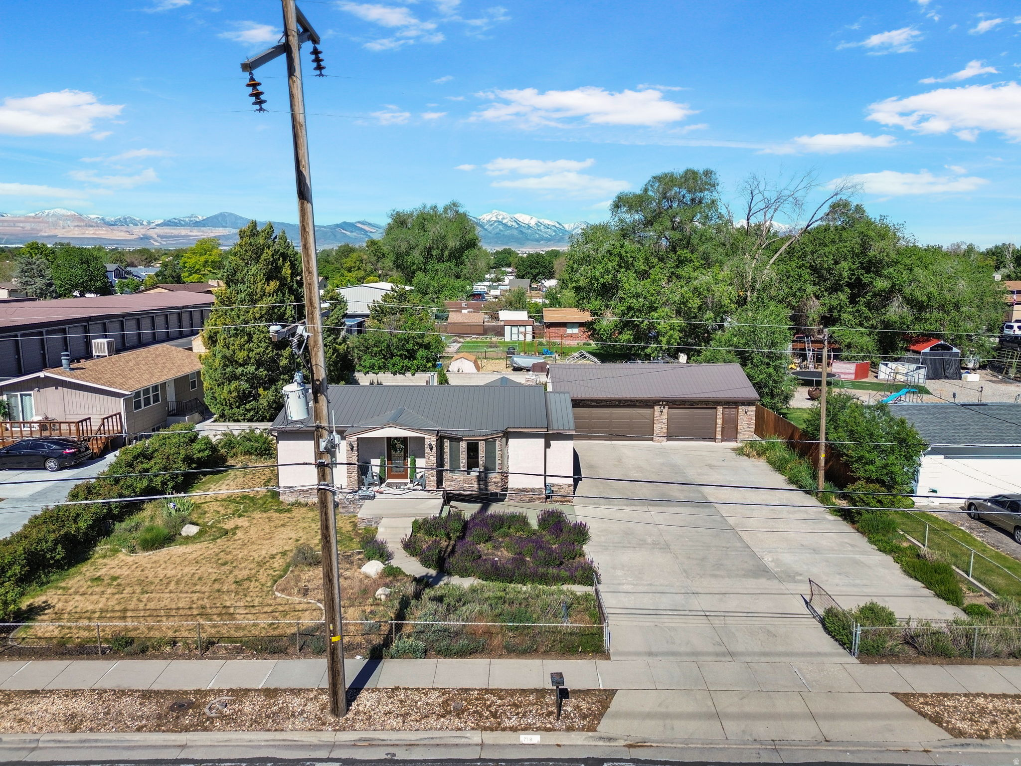 BRIDLE ACRES - Residential