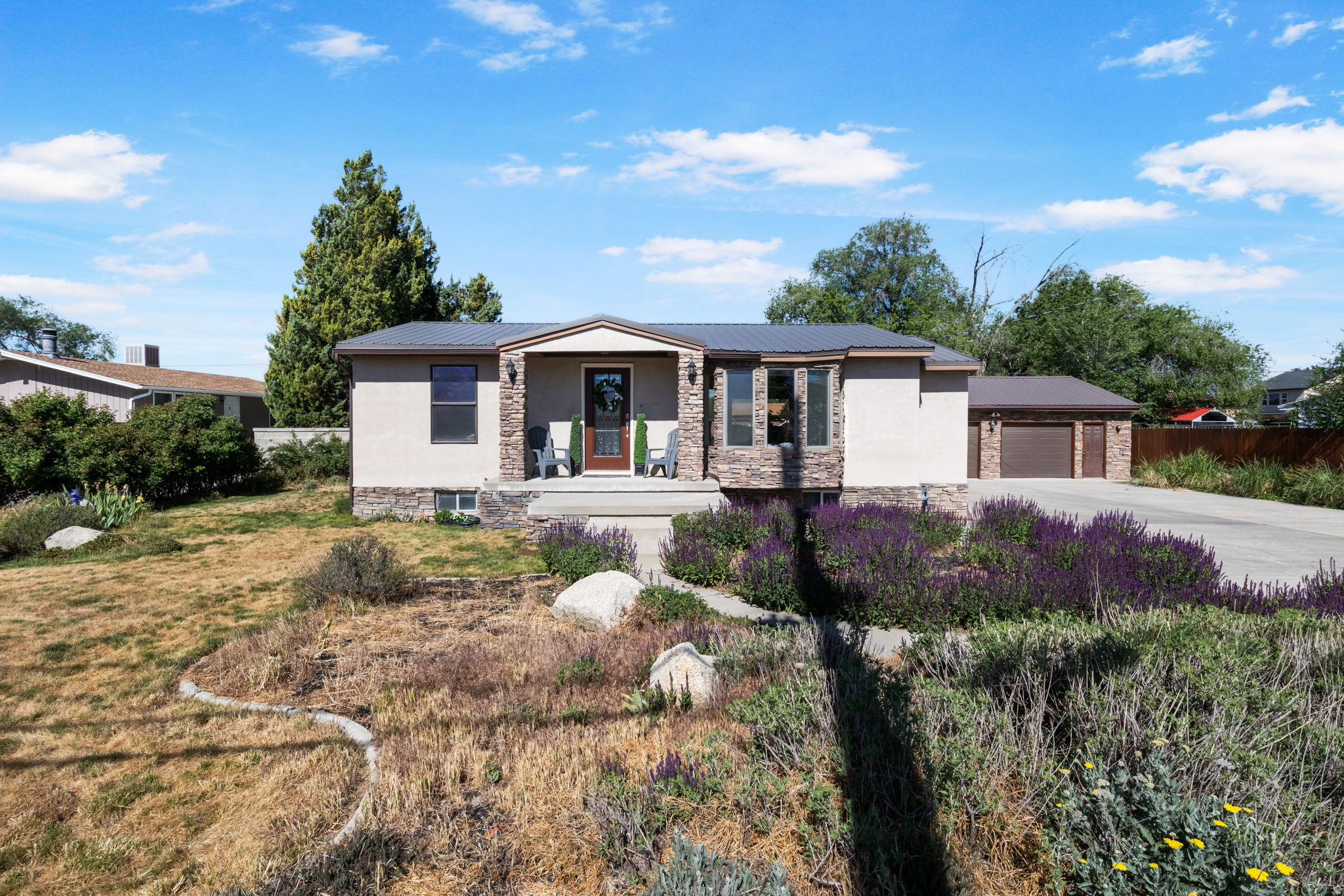 BRIDLE ACRES - Residential