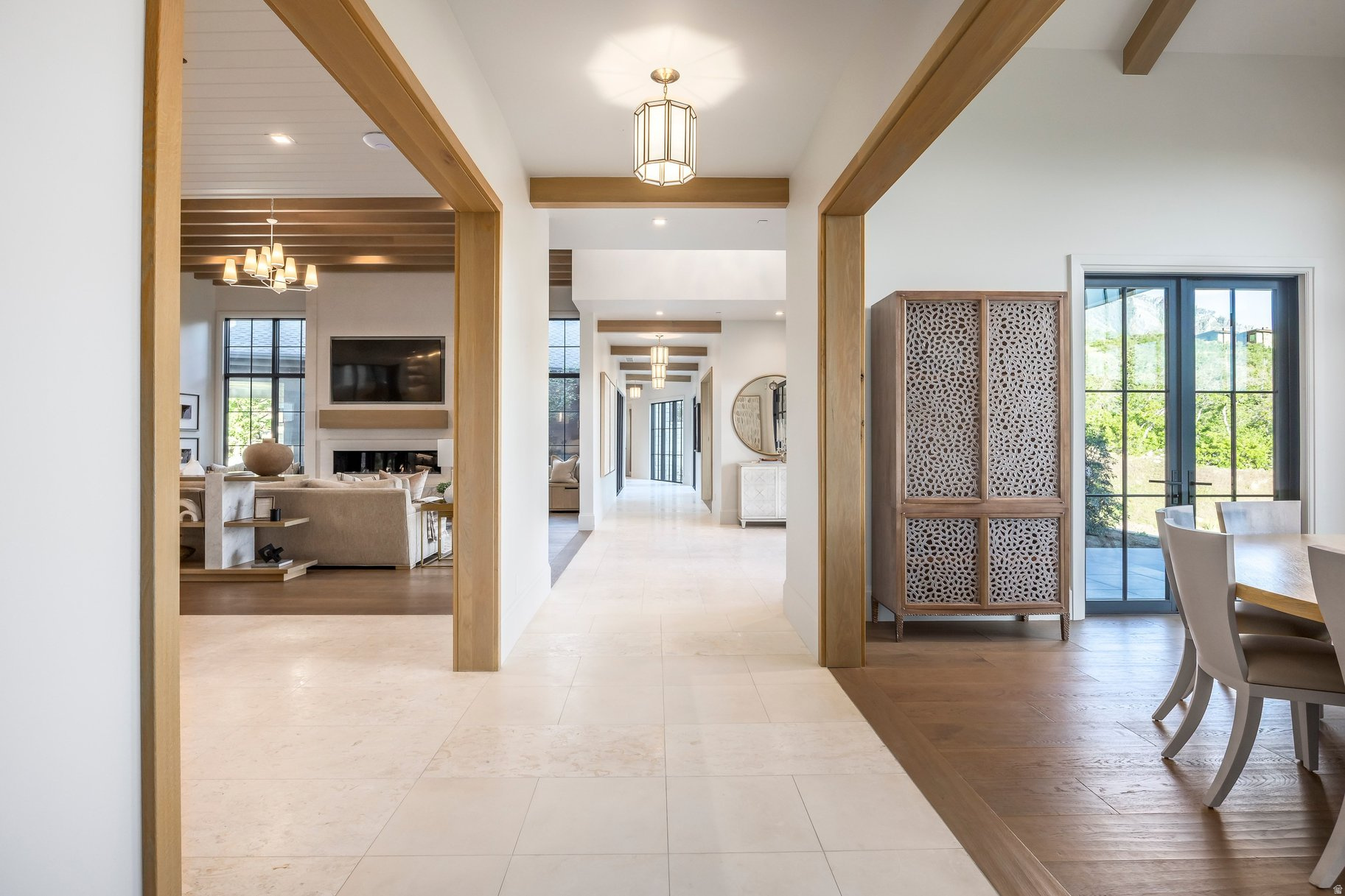 THREE FALLS - Residential