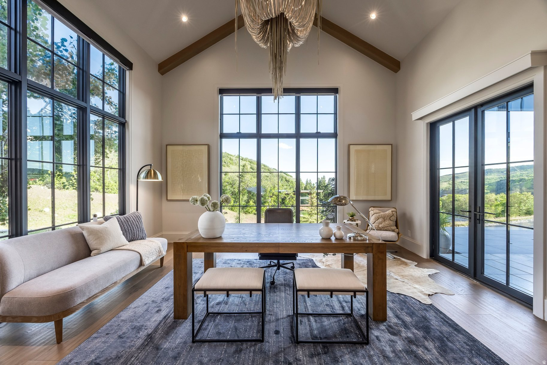 THREE FALLS - Residential
