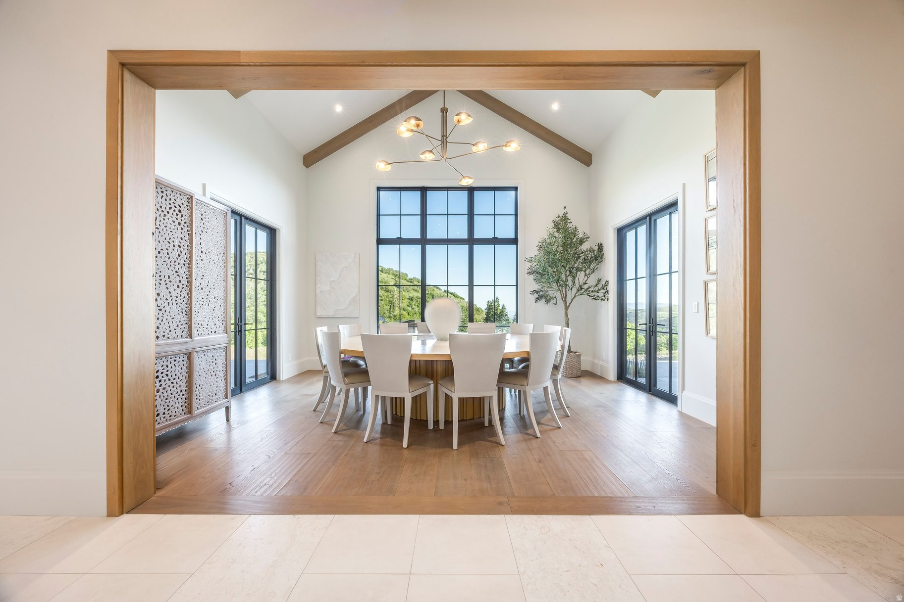 THREE FALLS - Residential