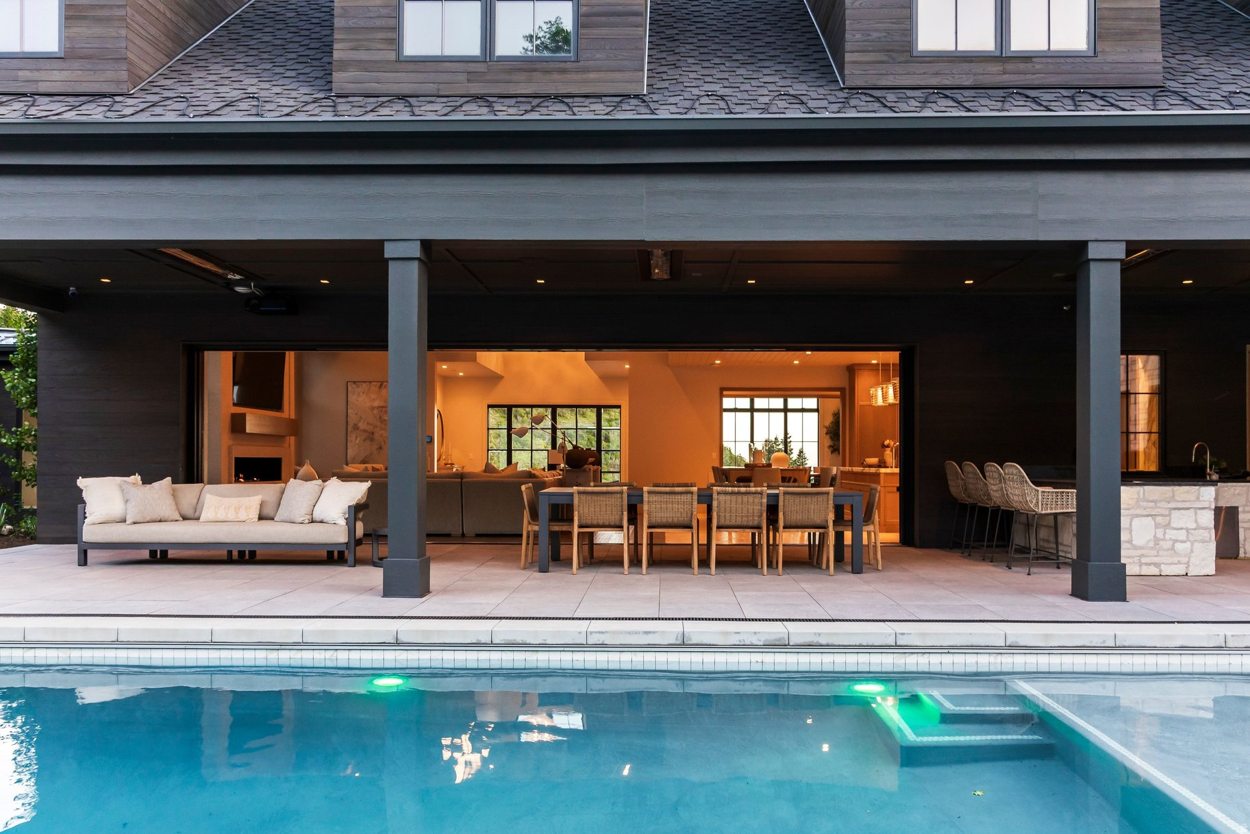 THREE FALLS - Residential