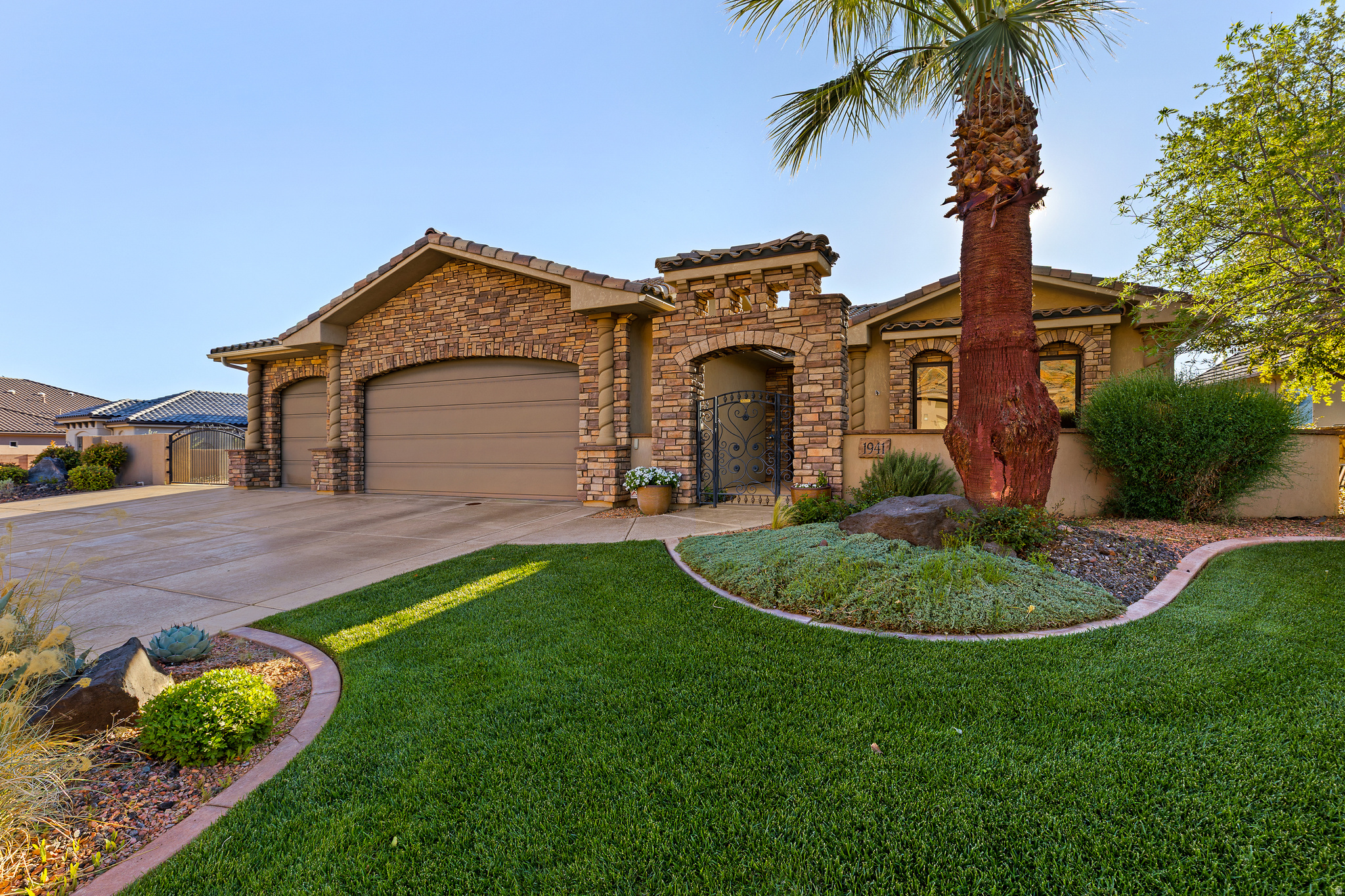 CASTLE ROCK SUB PH 2 - Residential