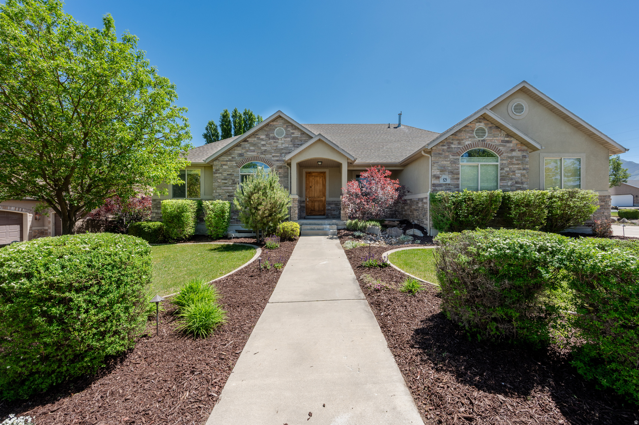 RIVER COVE - Residential