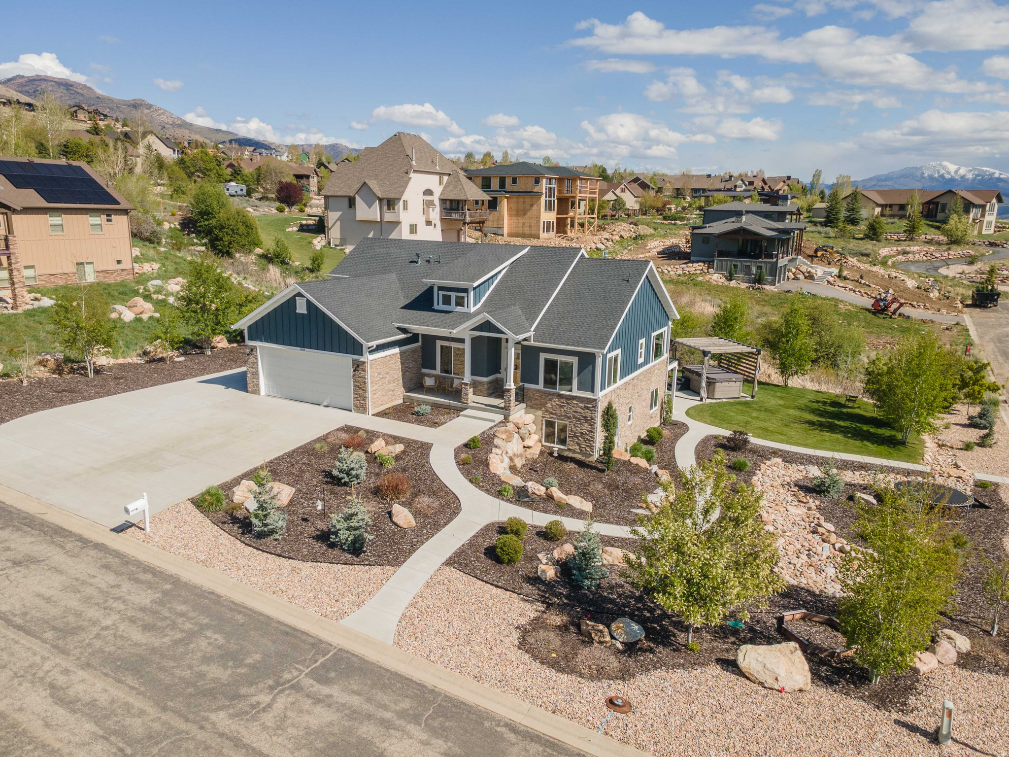 ELKHORN - Residential