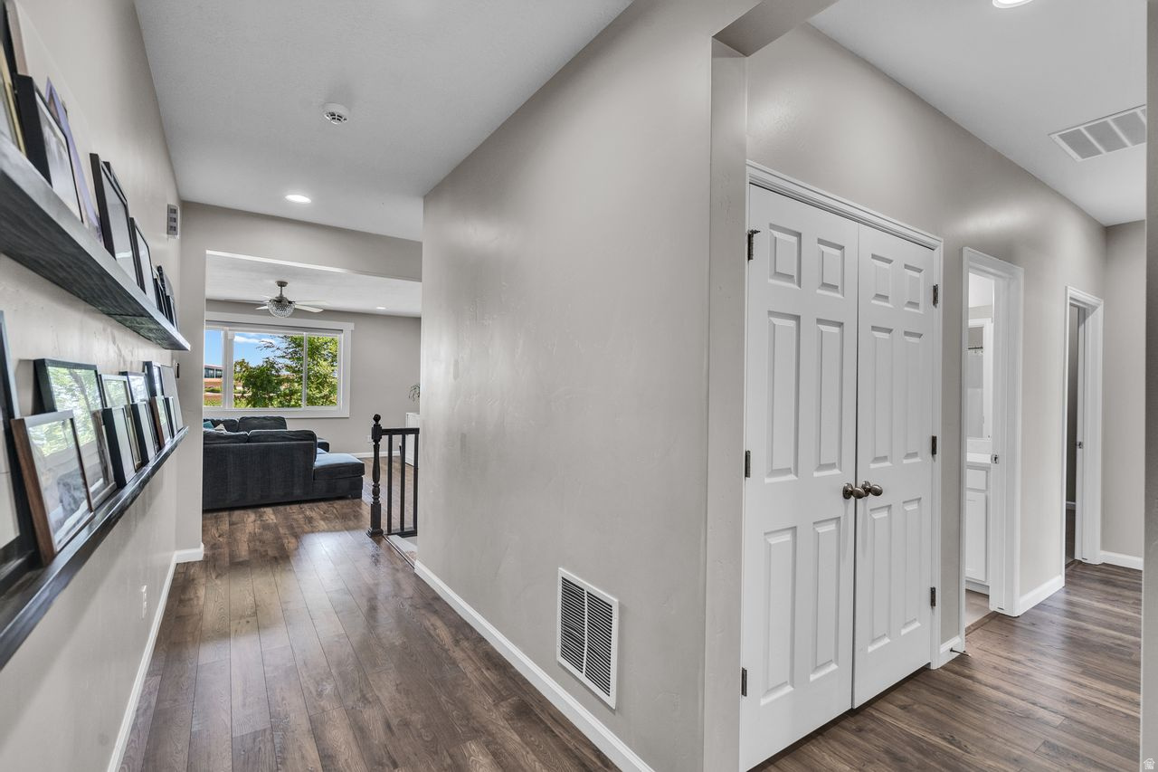 LAYTON SHORES - Residential