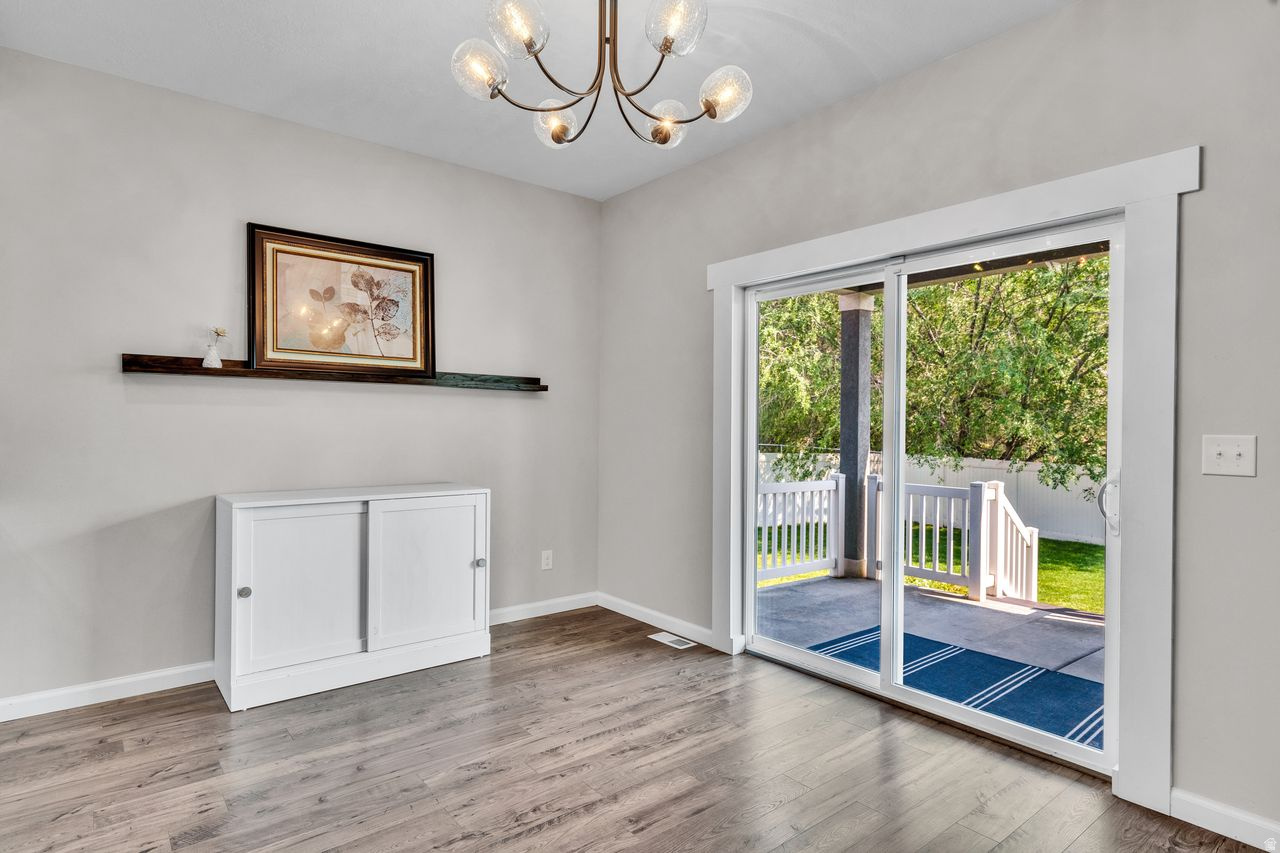 LAYTON SHORES - Residential